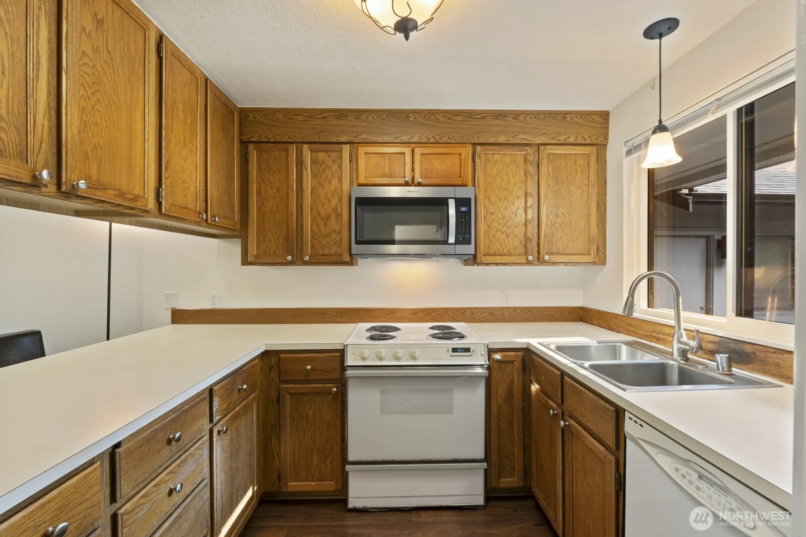 Property photo for 7730 196th Street Sw #10, Edmonds photo 5