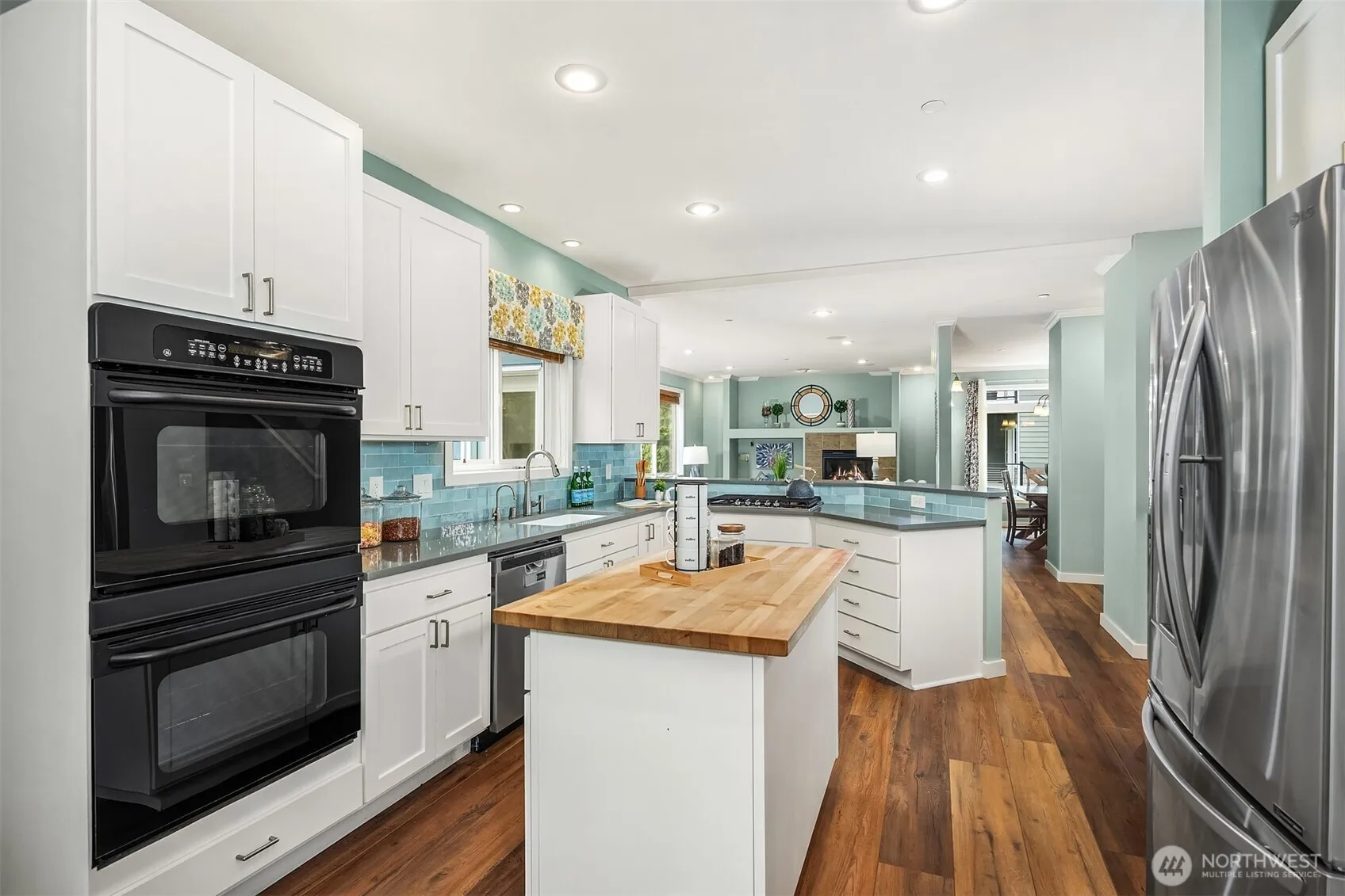 Property photo for 211 210th Avenue Ne, Sammamish photo 5