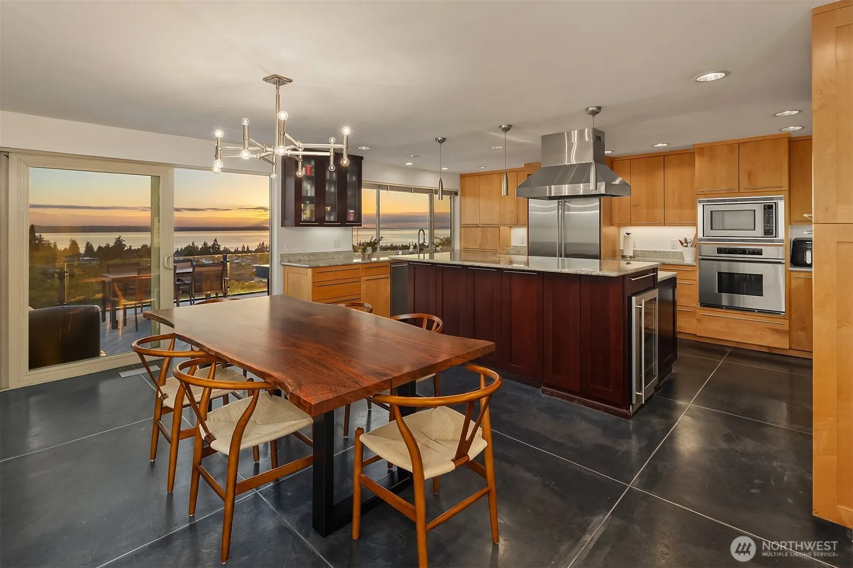 Property photo for 227 Highland Drive, Edmonds photo 3