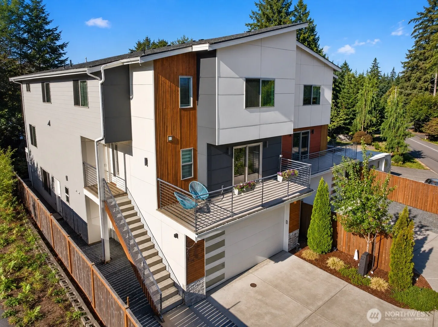 Property photo for 629 Bing Road #a, Lynnwood