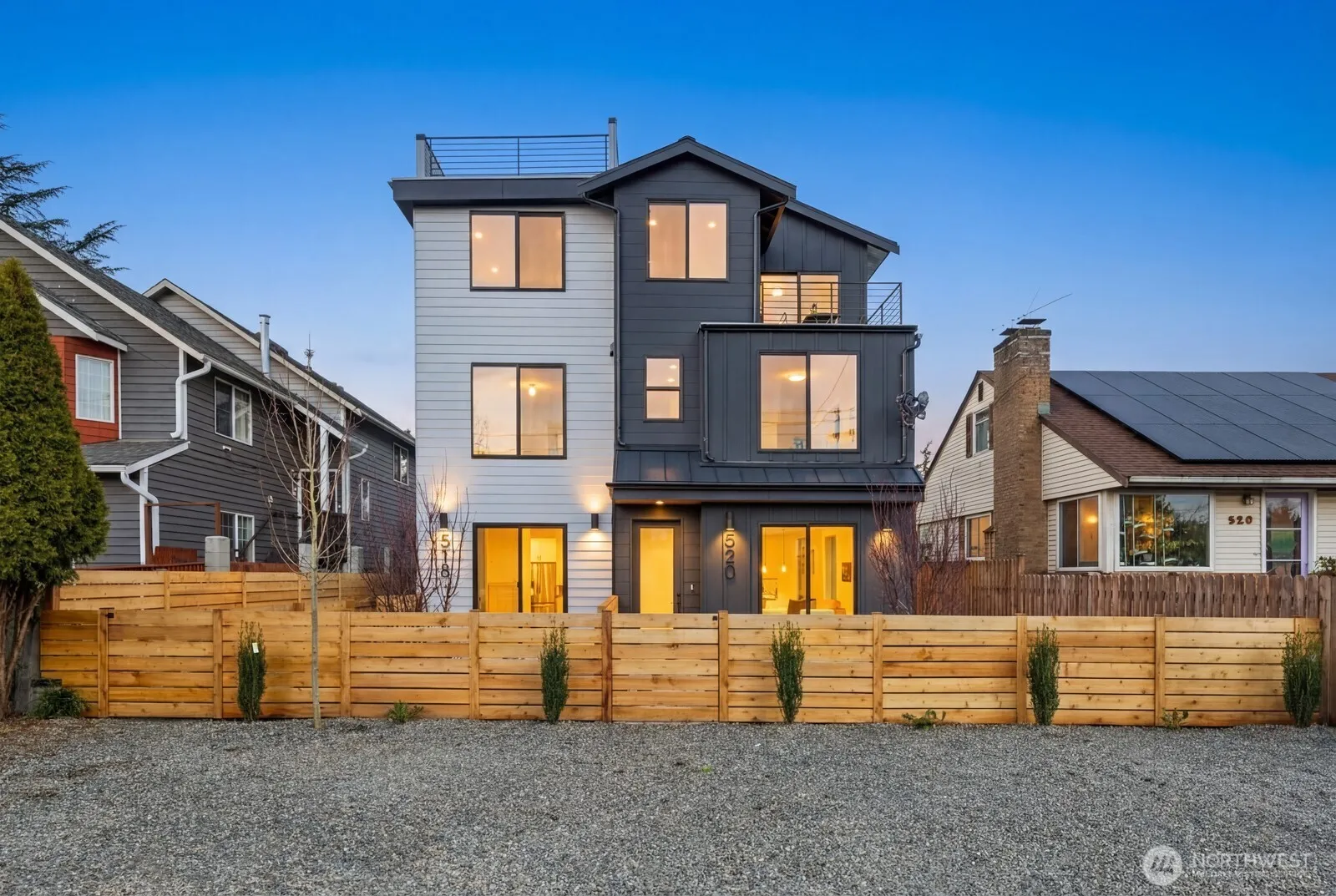 Property photo for 518 N 102nd Street, Seattle photo 4