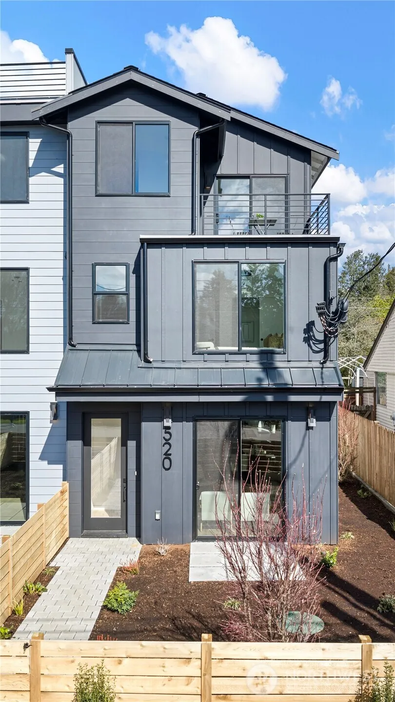 Property photo for 520 N 102nd Street, Seattle