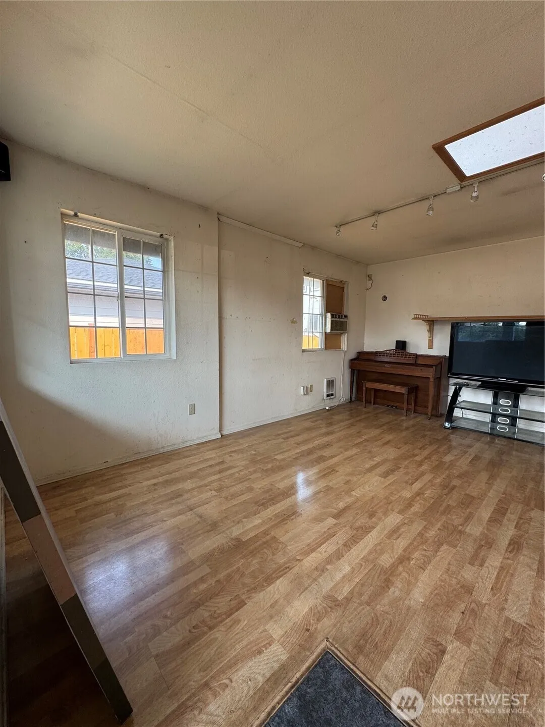 Property photo for 5712 S Augusta Street, Seattle photo 3