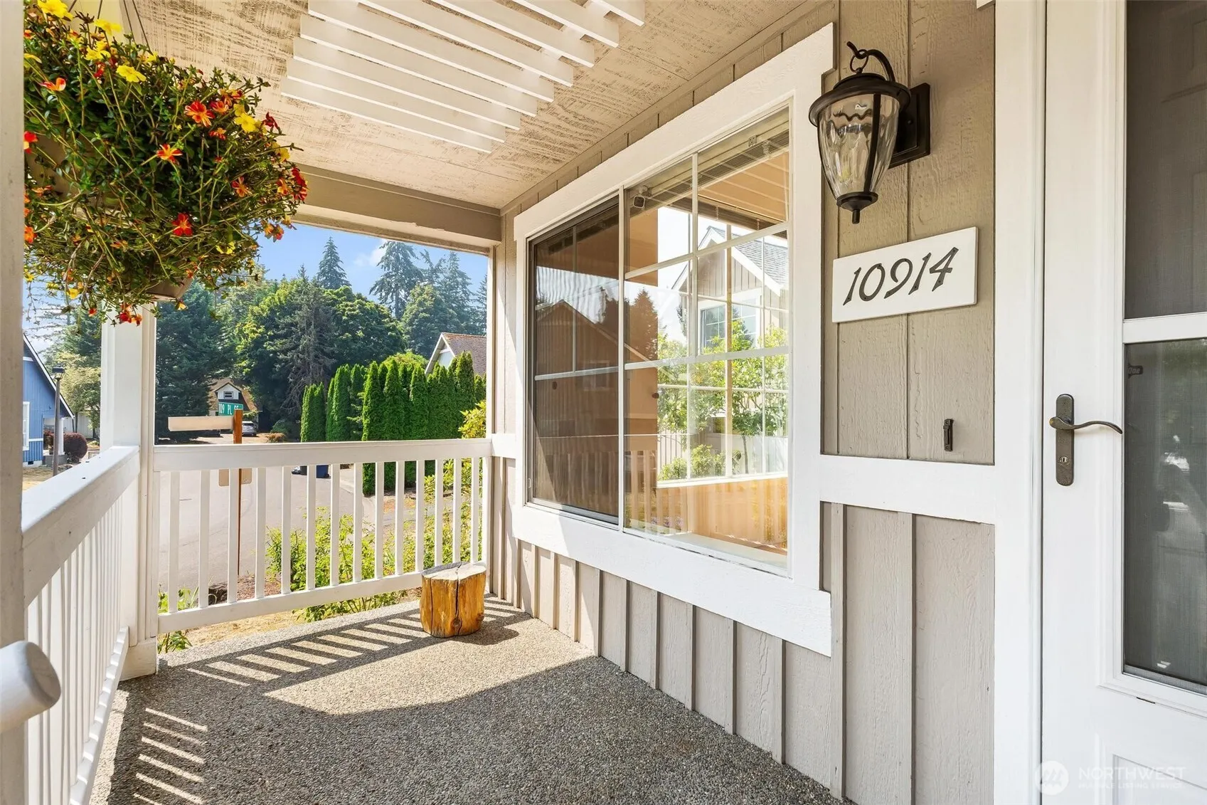 Property photo for 10914 Se 169th Place, Renton photo 2