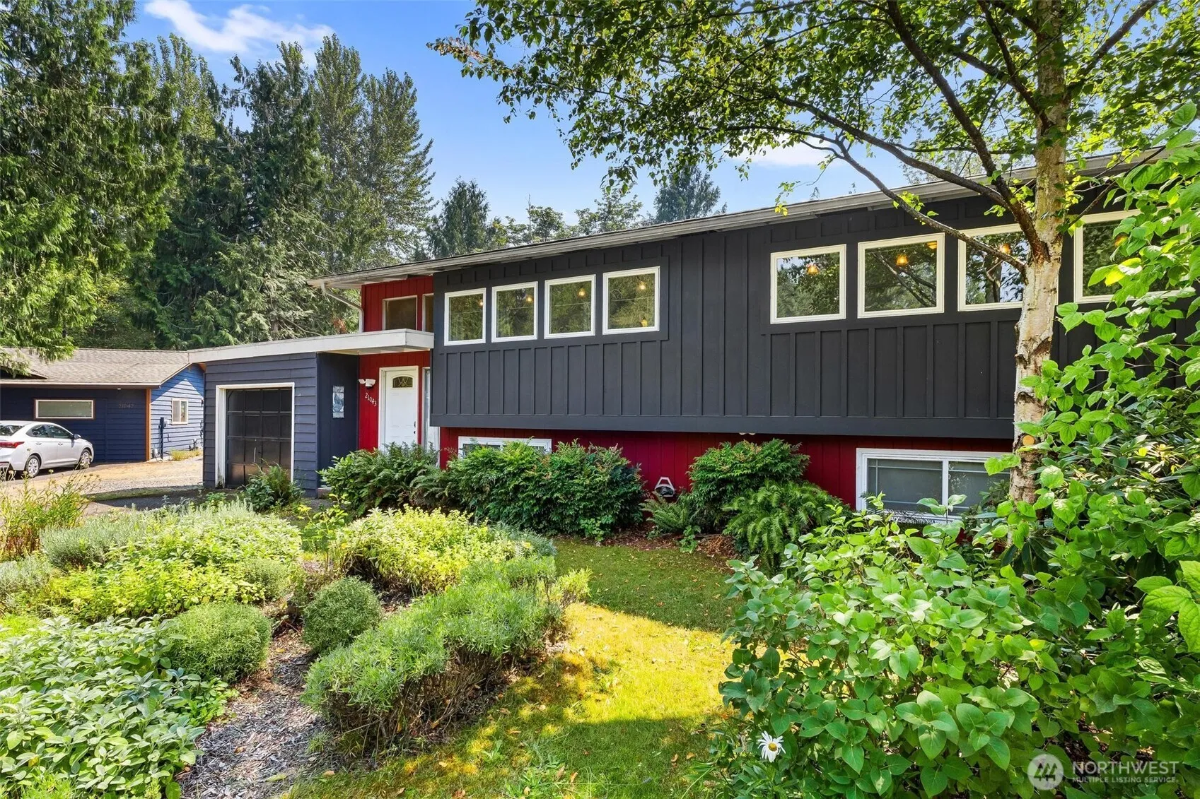 Property photo for 21043 Ne 91st Street, Redmond