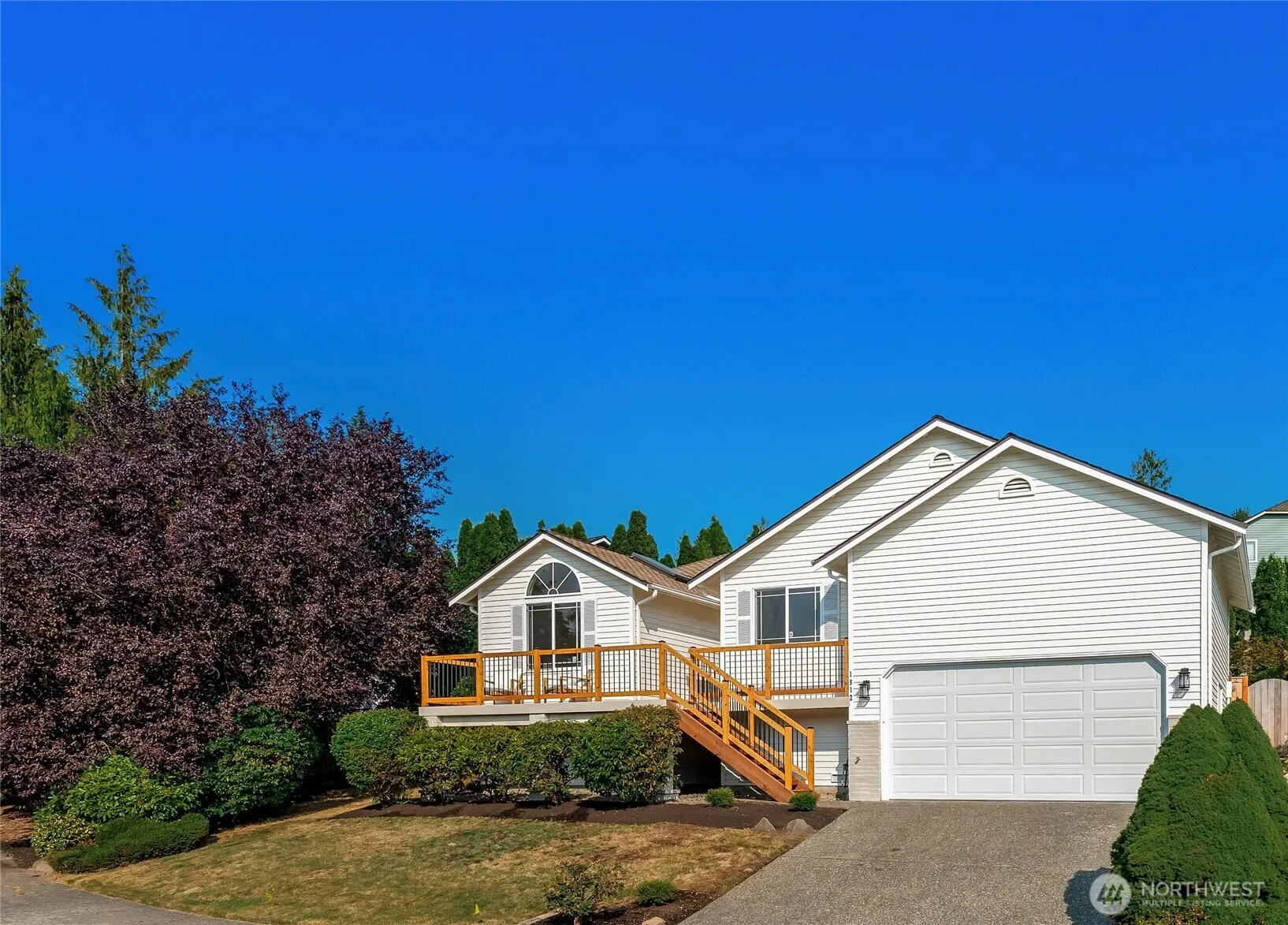 Property photo for 1812 Lumley Avenue, Mukilteo