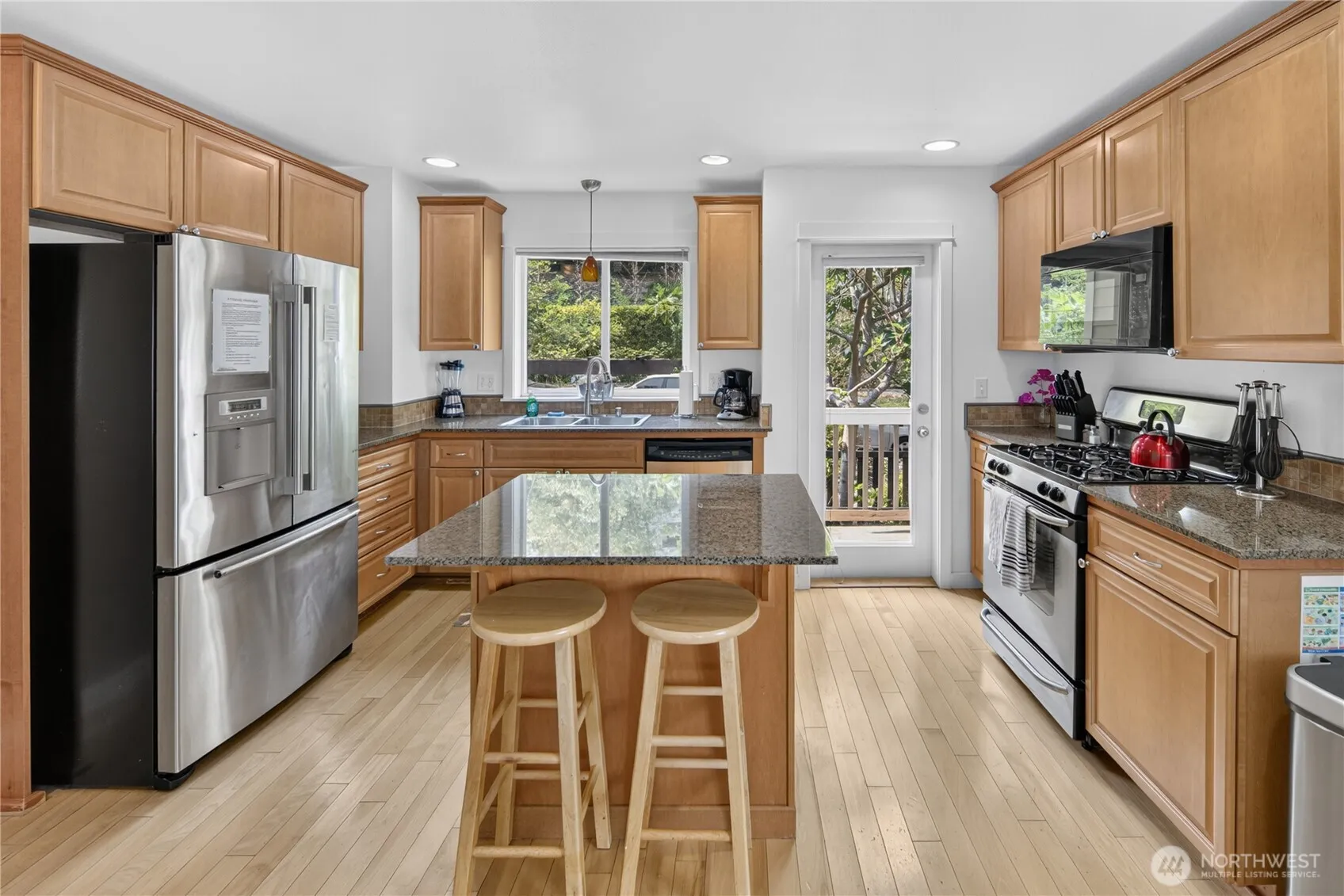 Property photo for 226 B 26th Avenue E, Seattle photo 4