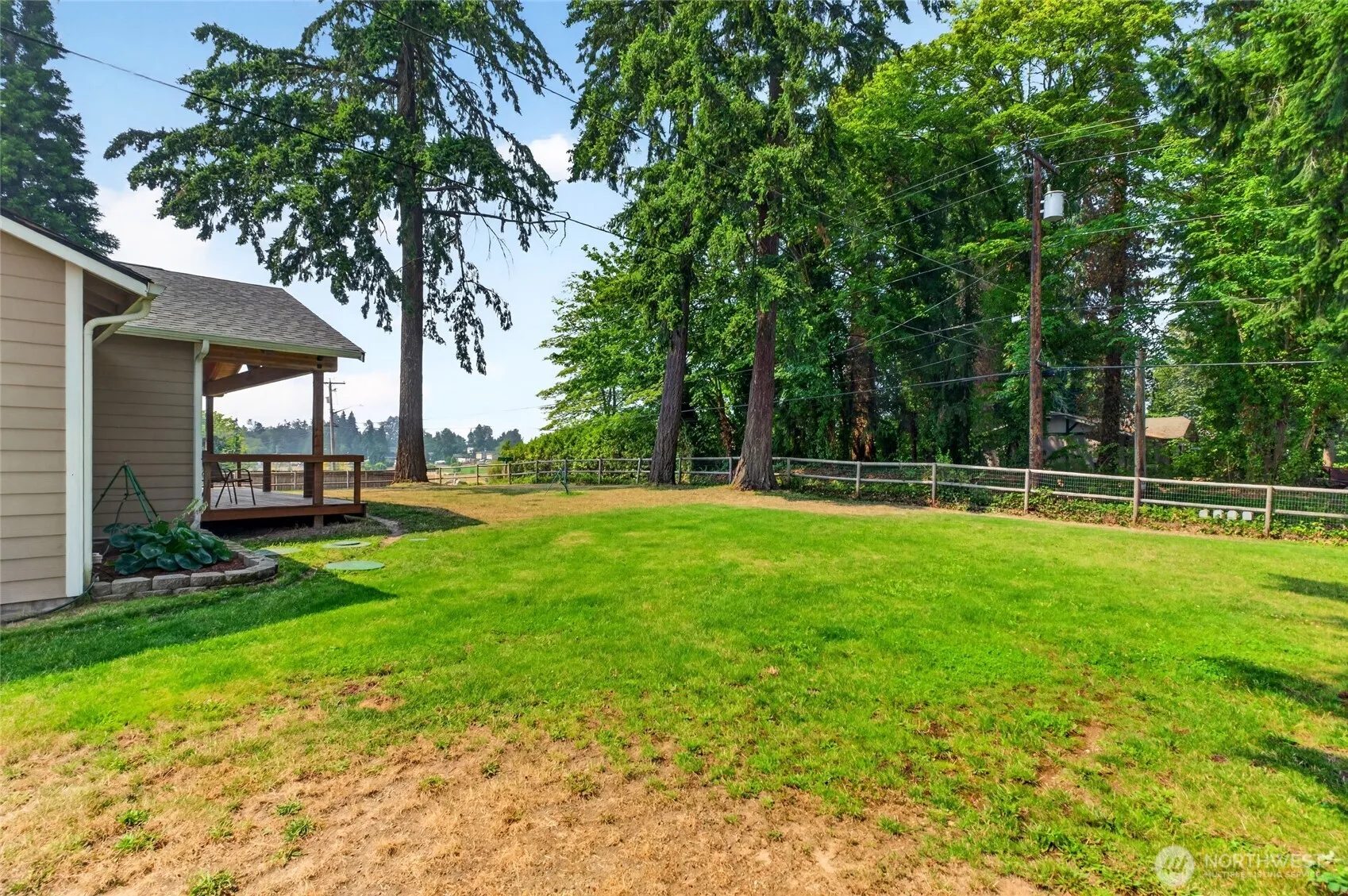 Property photo for 10516 36th Street E, Edgewood photo 4