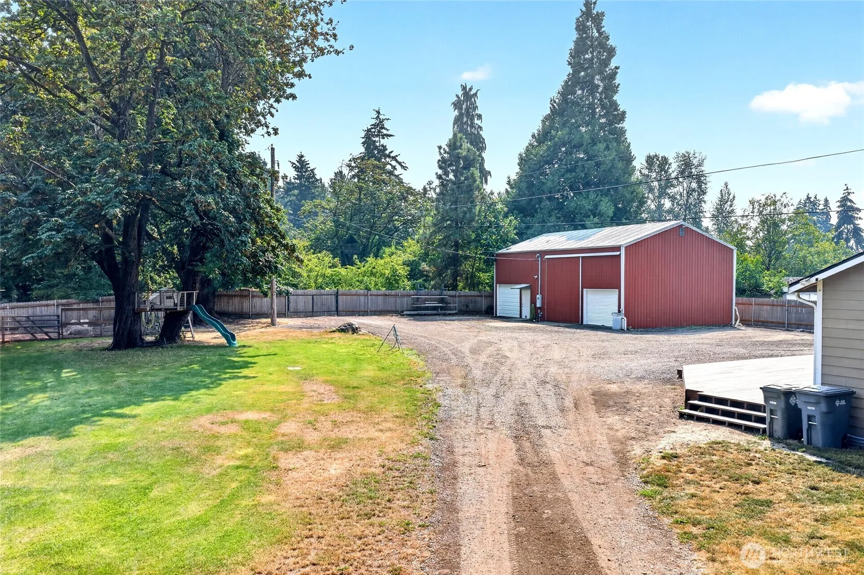 Property photo for 10516 36th Street E, Edgewood photo 3