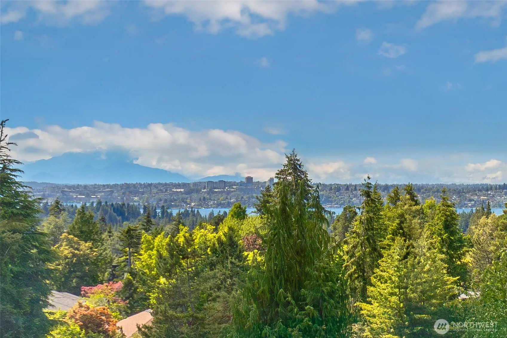 Property photo for 9636 Ne 30th Place, Clyde Hill