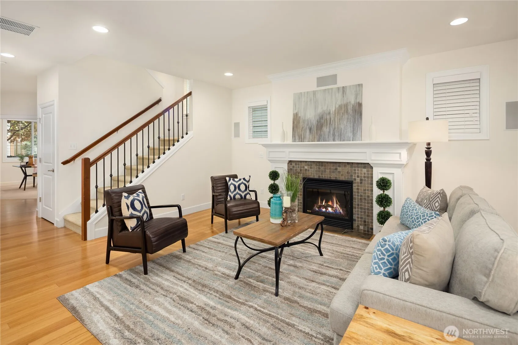 Property photo for 12316 Ne 86th Way #6, Kirkland photo 3