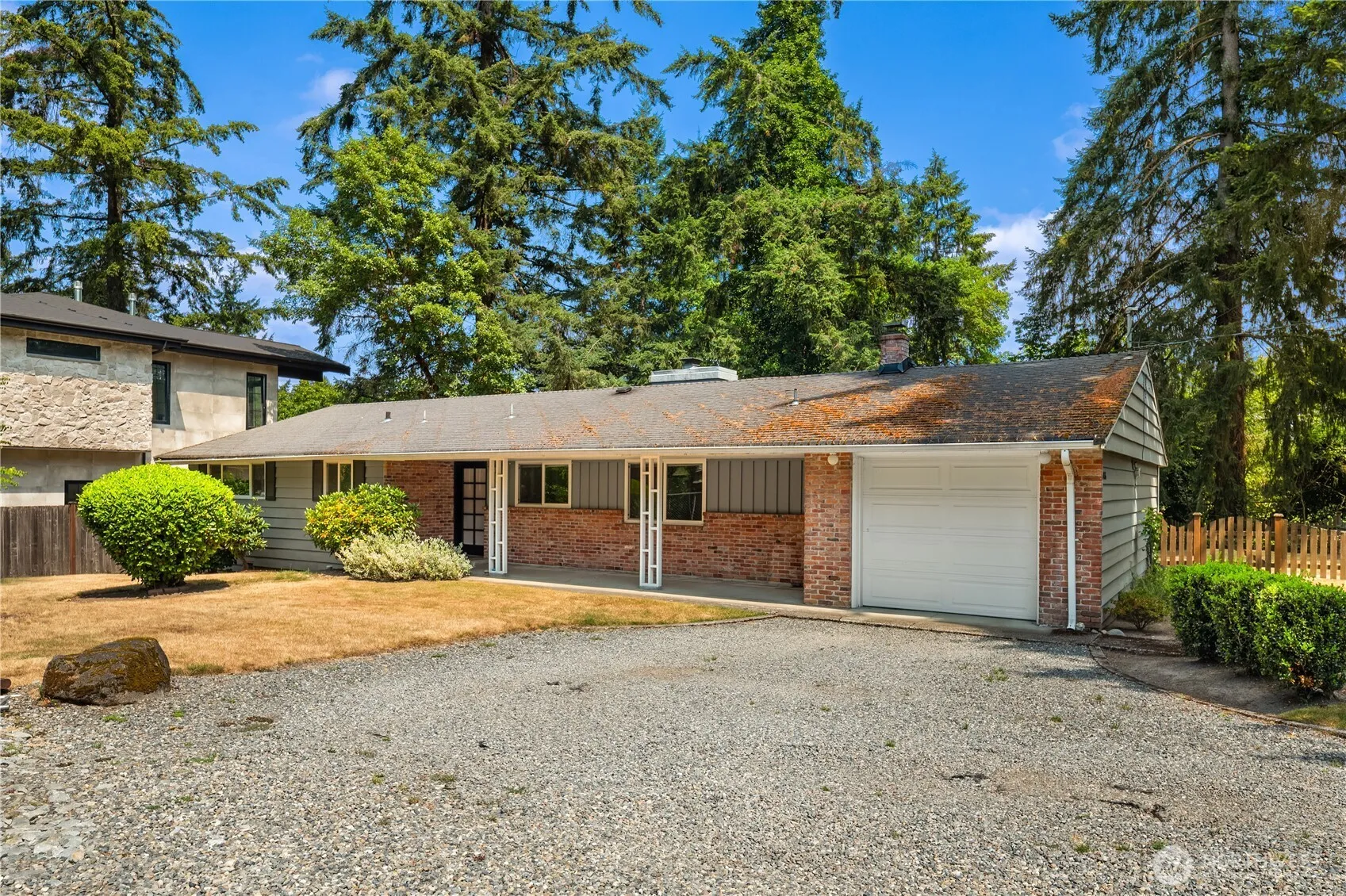 Property photo for 10466 Se 19th Street, Bellevue photo 4