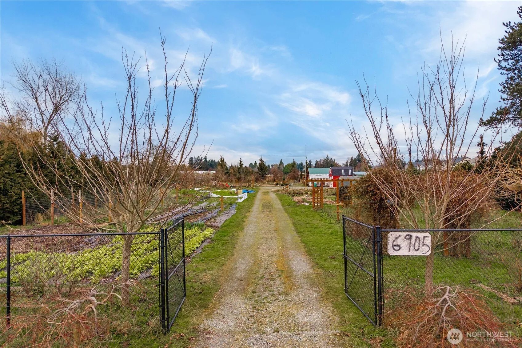 Property photo for 6905 60th Street E, Puyallup photo 4
