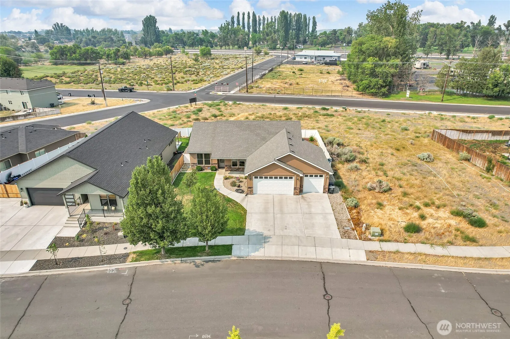 Property photo for 3440 W Blue Heron Lane, Moses Lake photo 2
