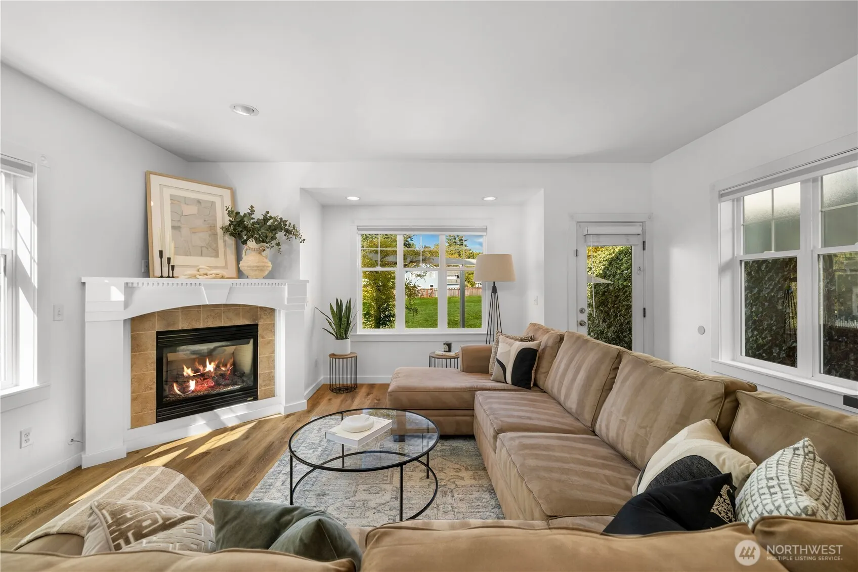 Property photo for 1827 Parade Grounds Avenue Ne, Bainbridge Island photo 2