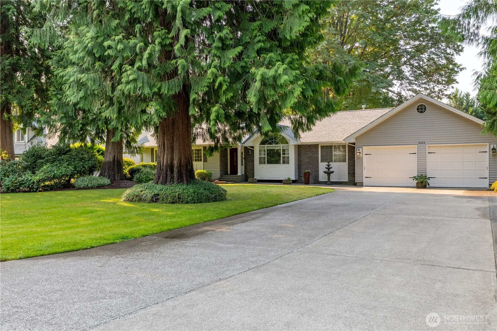 Property photo for 3223 Donnelly Drive Se, Olympia