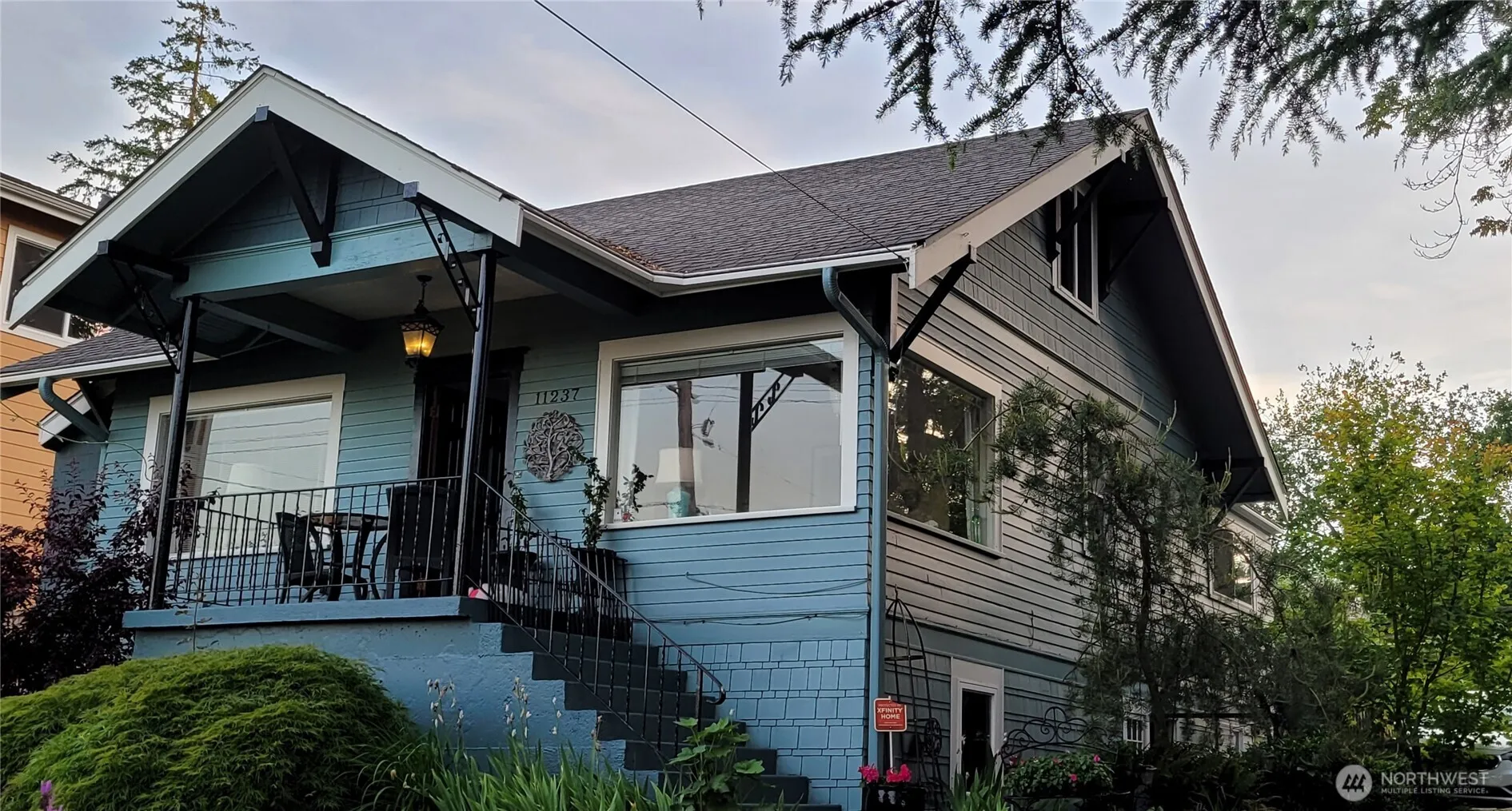 Property photo for 11237 84th Avenue S, Seattle photo 2