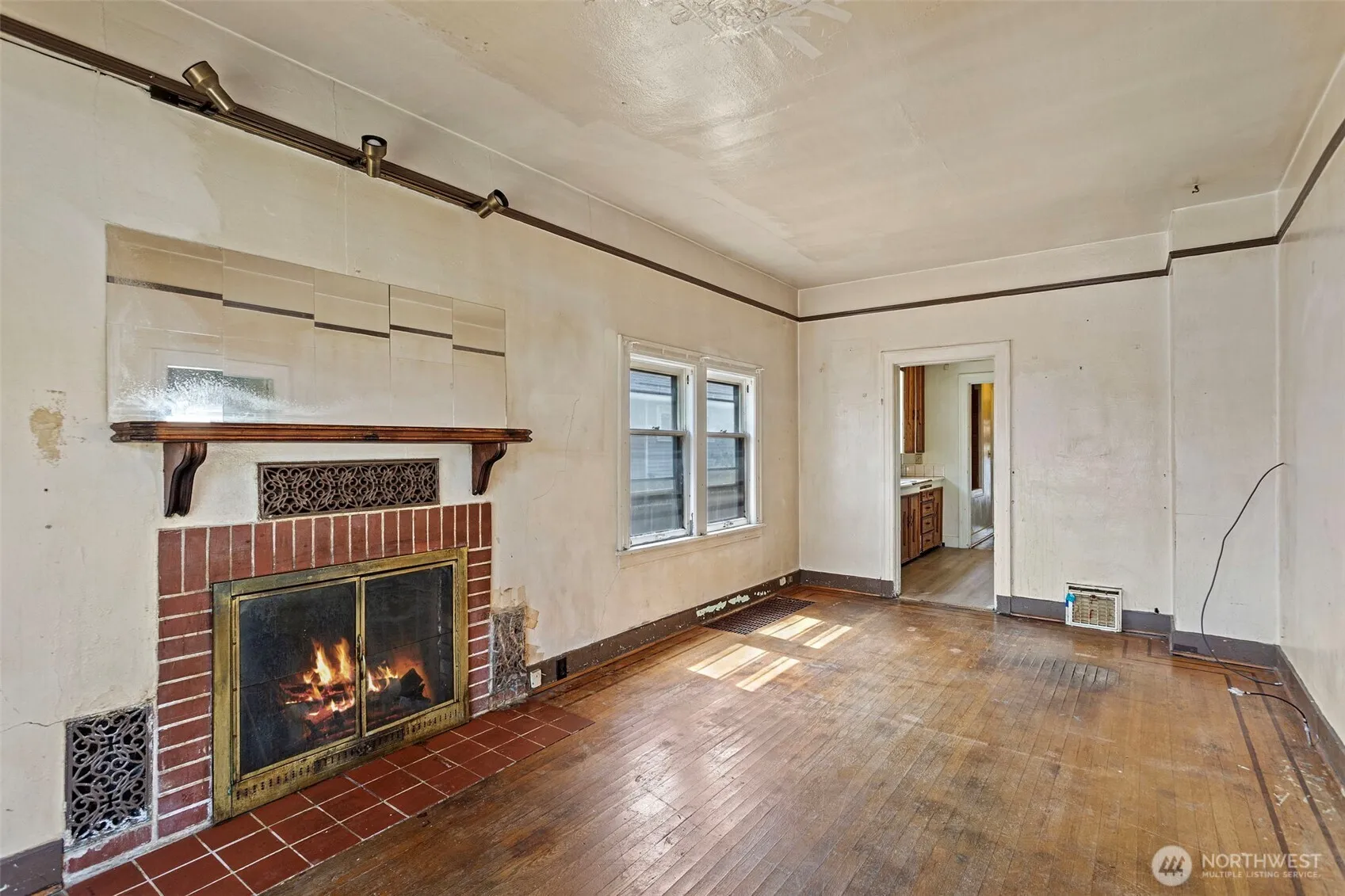 Property photo for 3029 21st Avenue S, Seattle photo 4