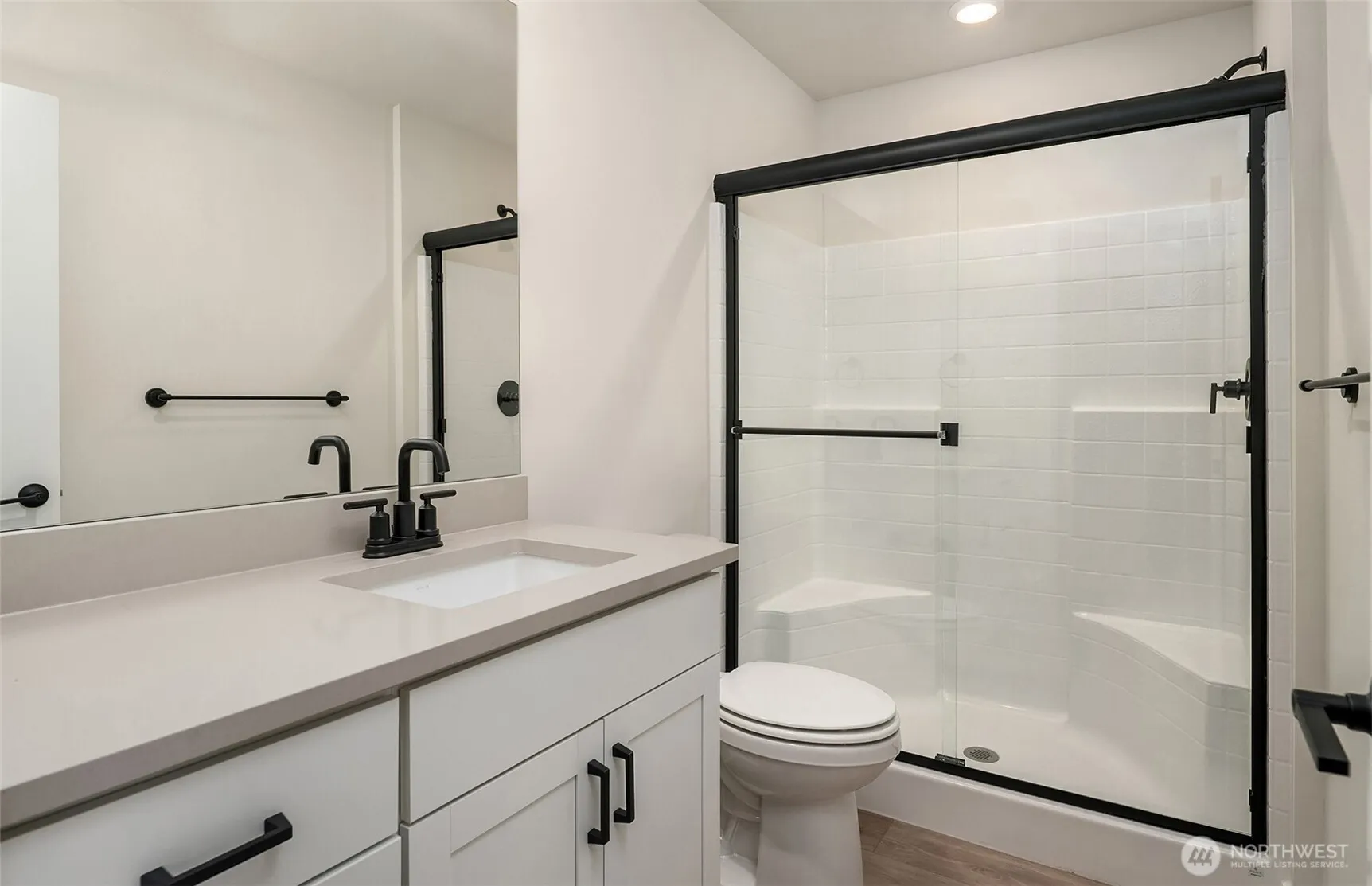 Property photo for 9007 Ne 203rd Lane #b, Bothell photo 4
