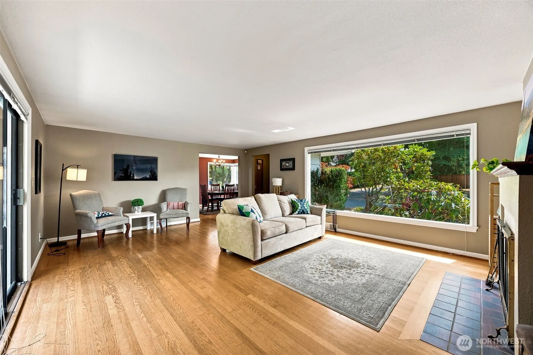 Property photo for 1542 Nw 100th, Seattle photo 2