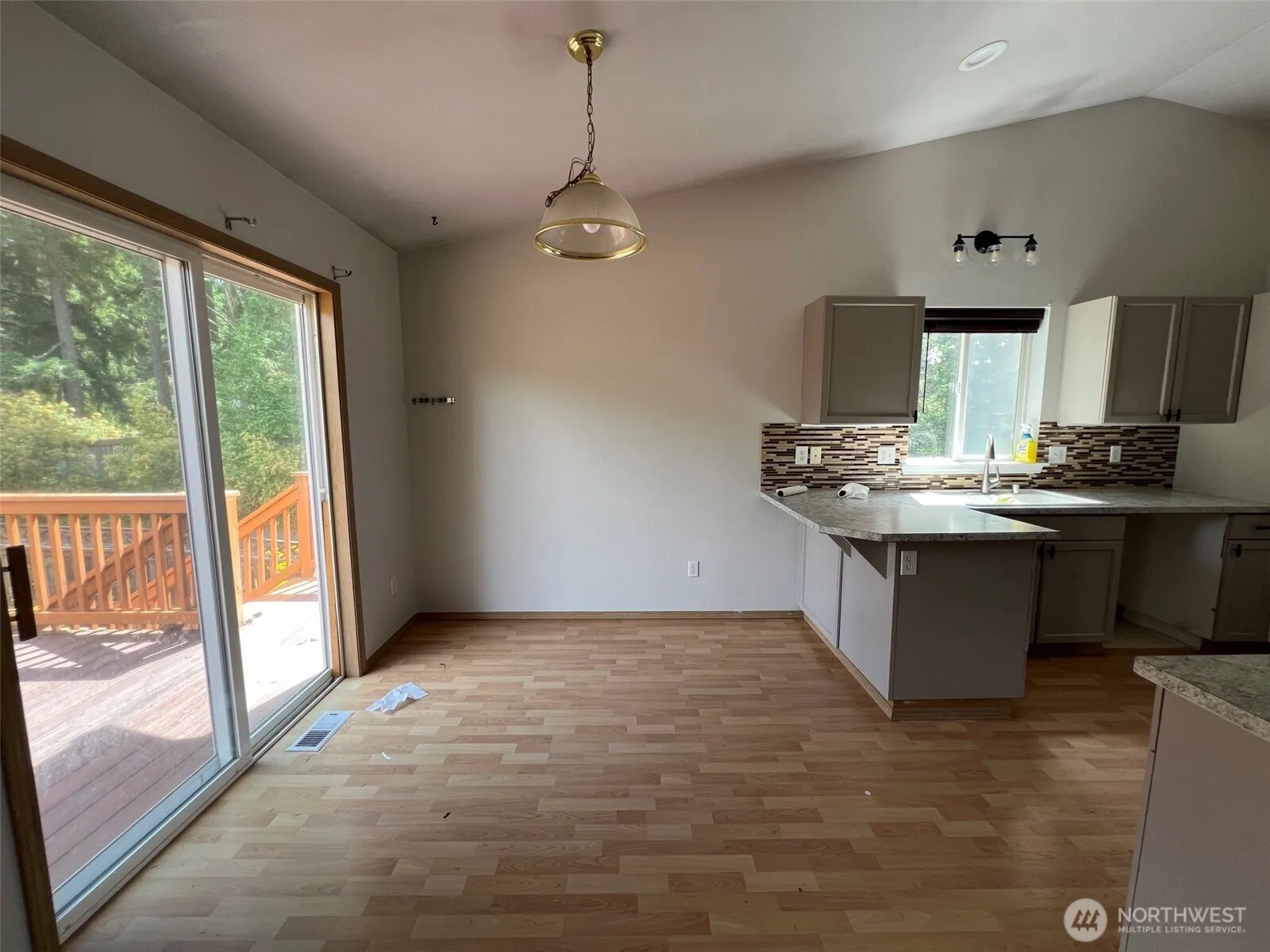 Property photo for 19528 71st Avenue E, Spanaway photo 3