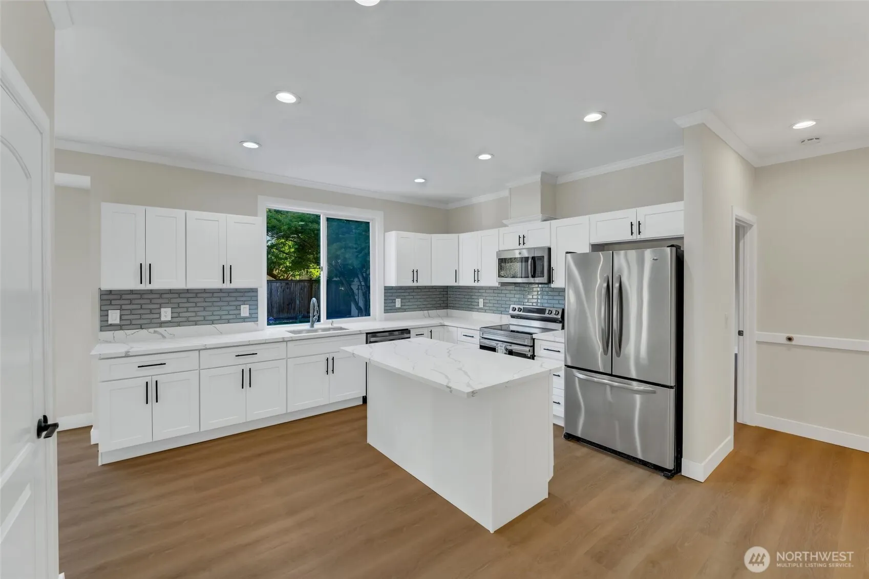 Property photo for 14604 Se 79th Drive, Newcastle photo 5
