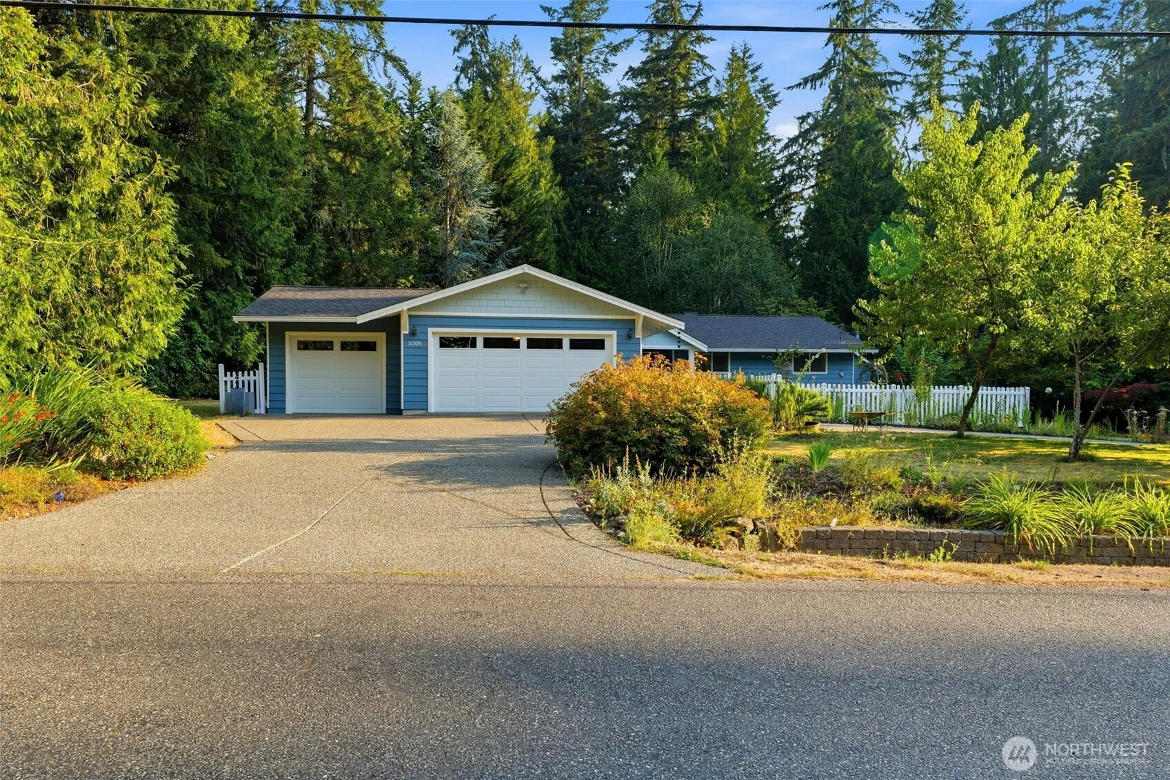 Property photo for 5308 View Point Drive Nw, Gig Harbor photo 5