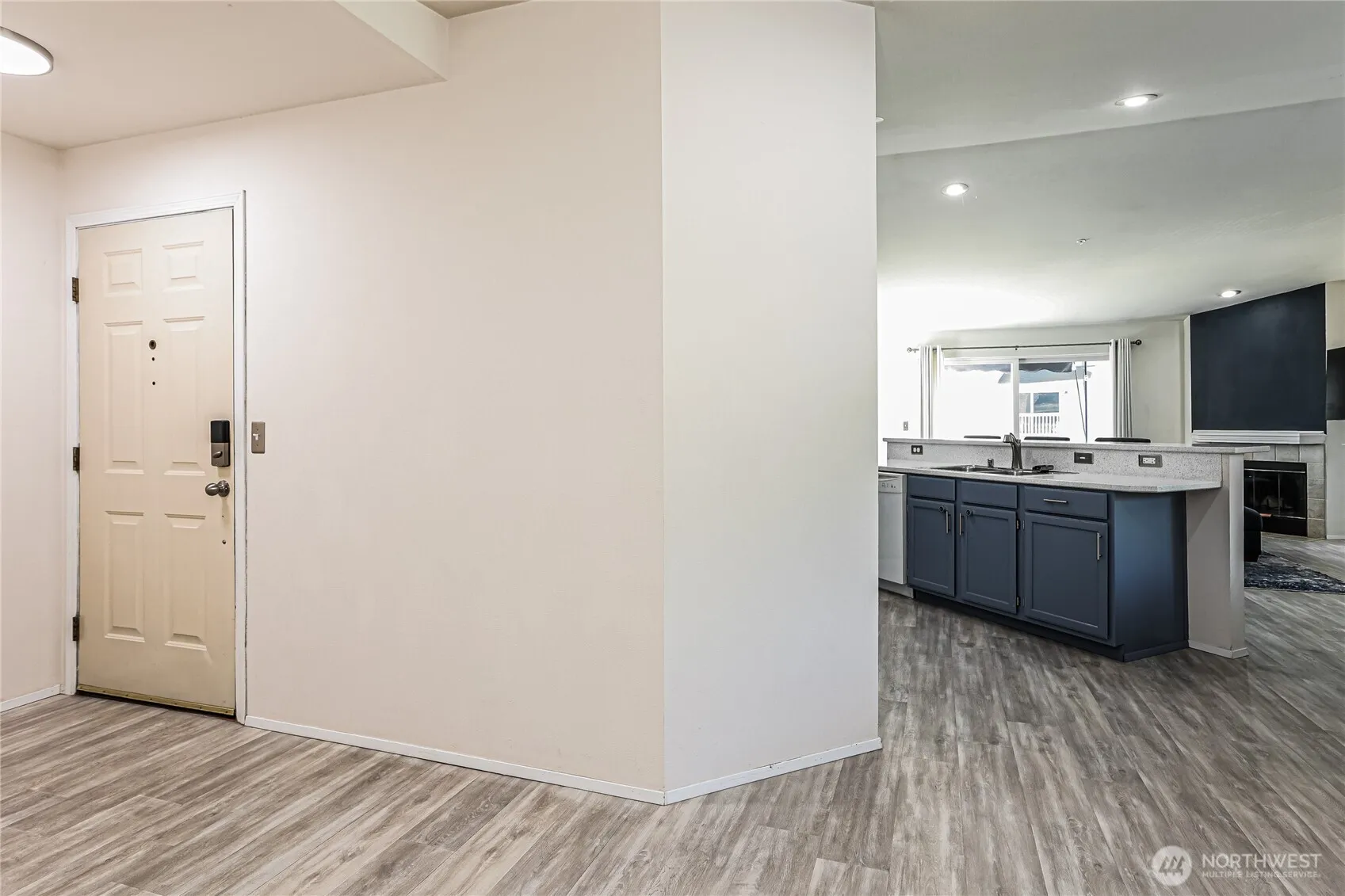 Property photo for 11325 19th Avenue Se #b304, Everett photo 3