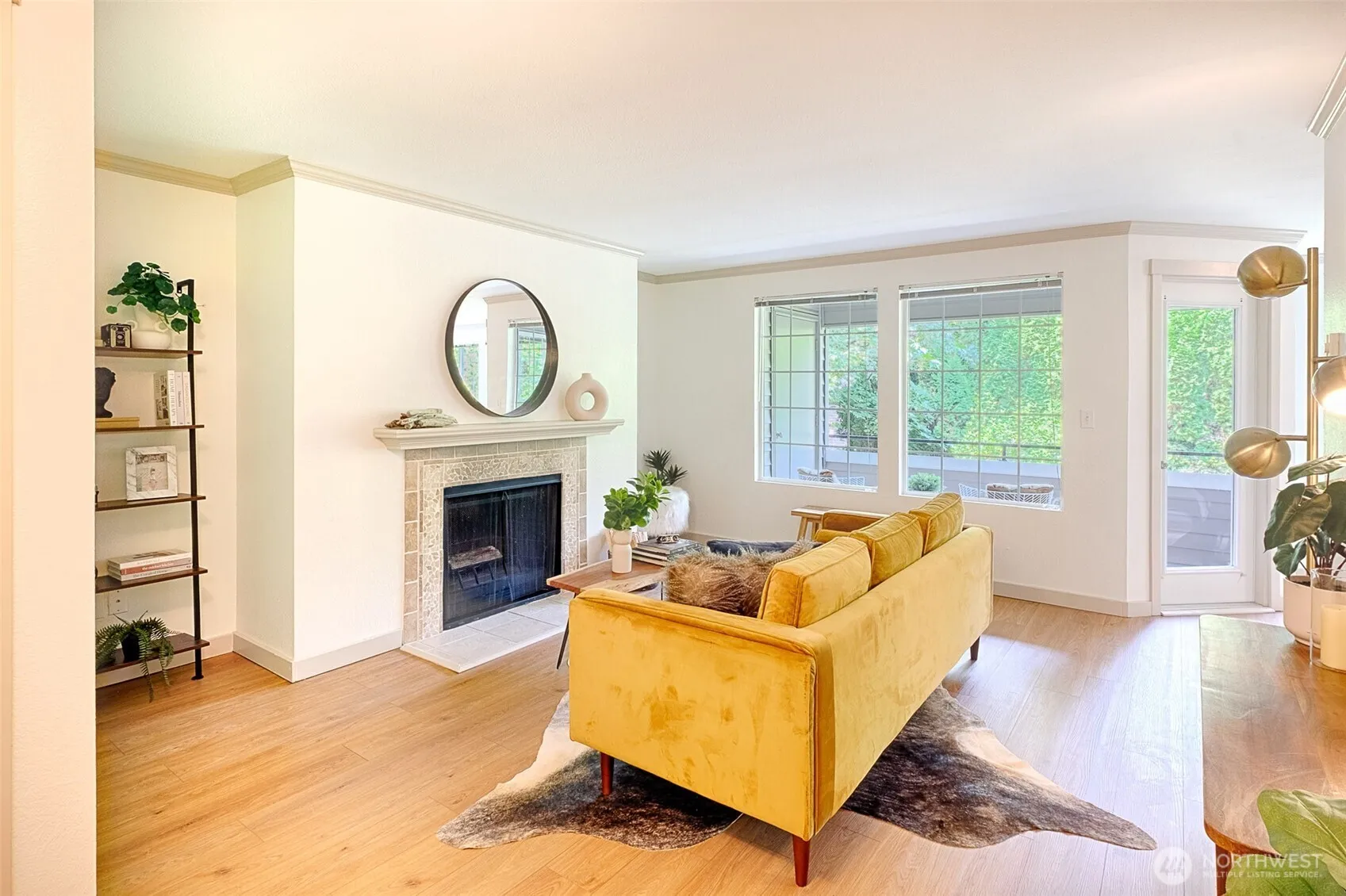 Property photo for 10016 Ne 120th Lane #f202, Kirkland photo 3