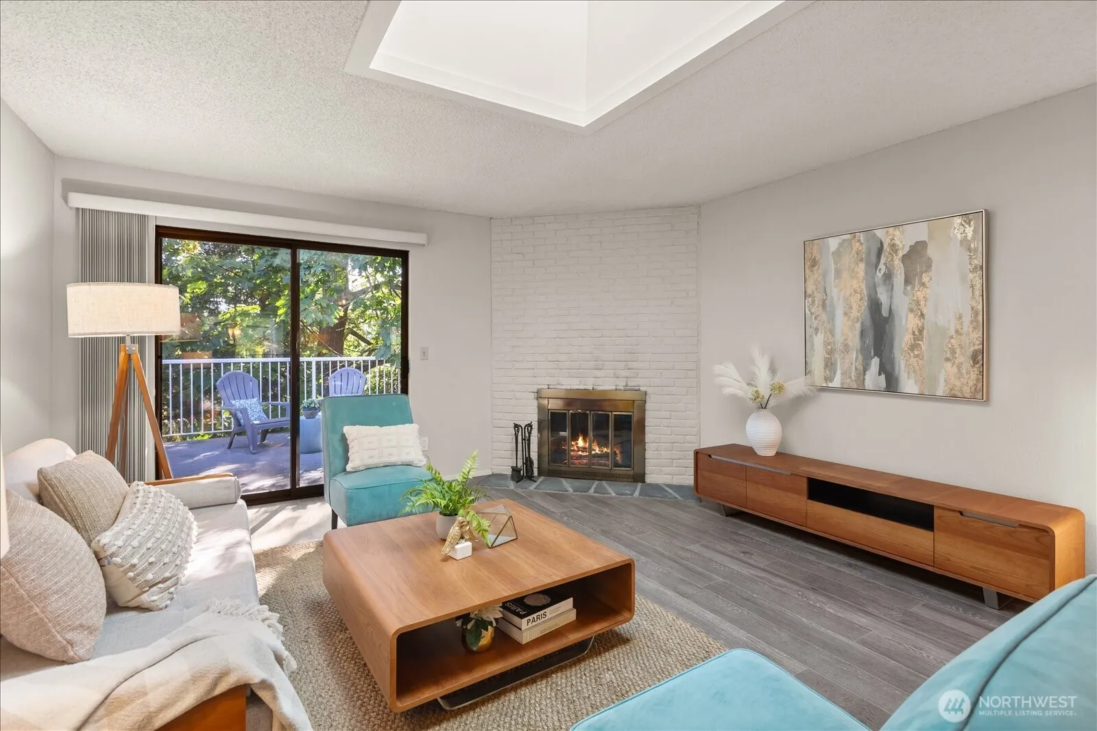 Property photo for 9910 Ne 116th Street #202, Kirkland photo 5