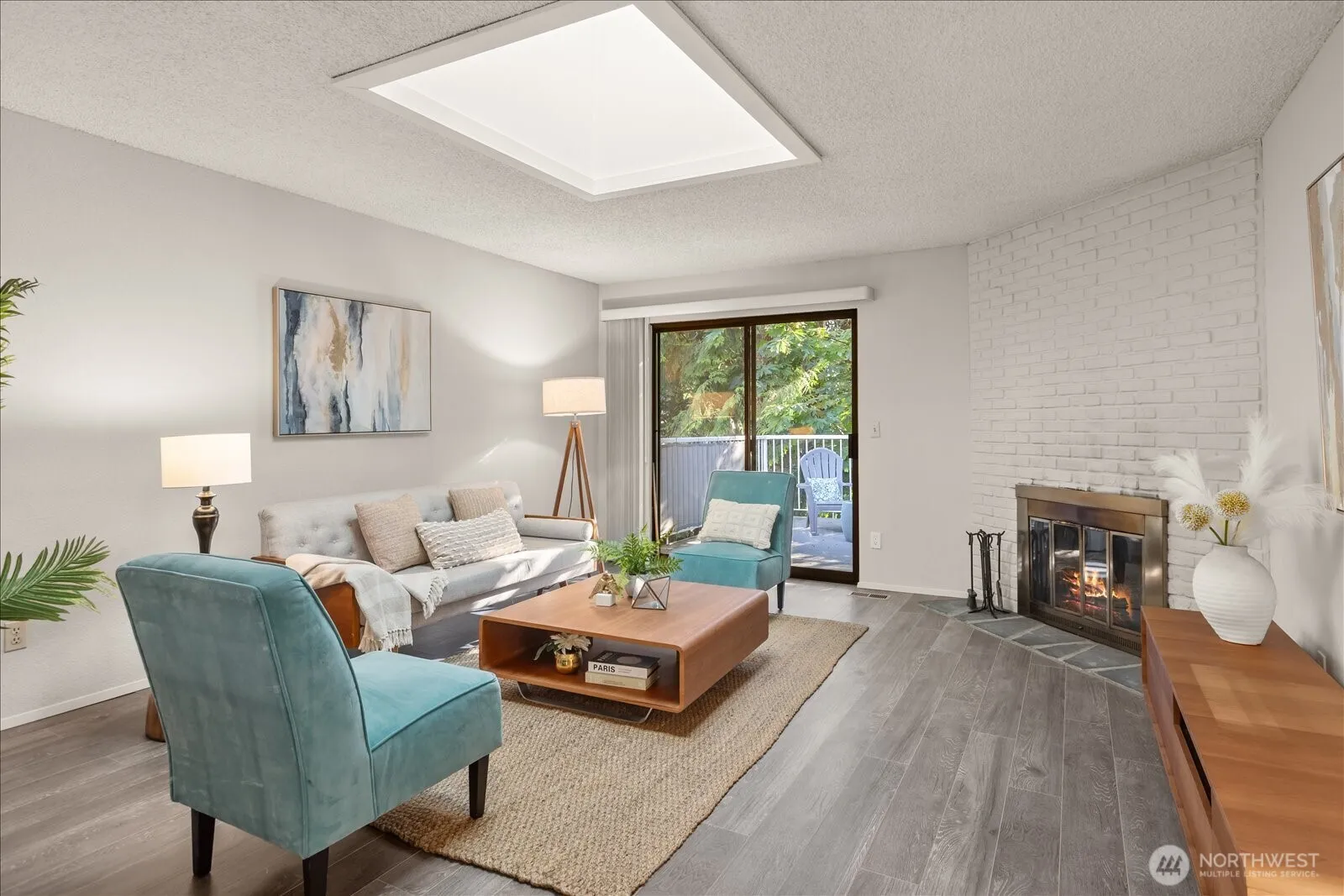 Property photo for 9910 Ne 116th Street #202, Kirkland photo 2