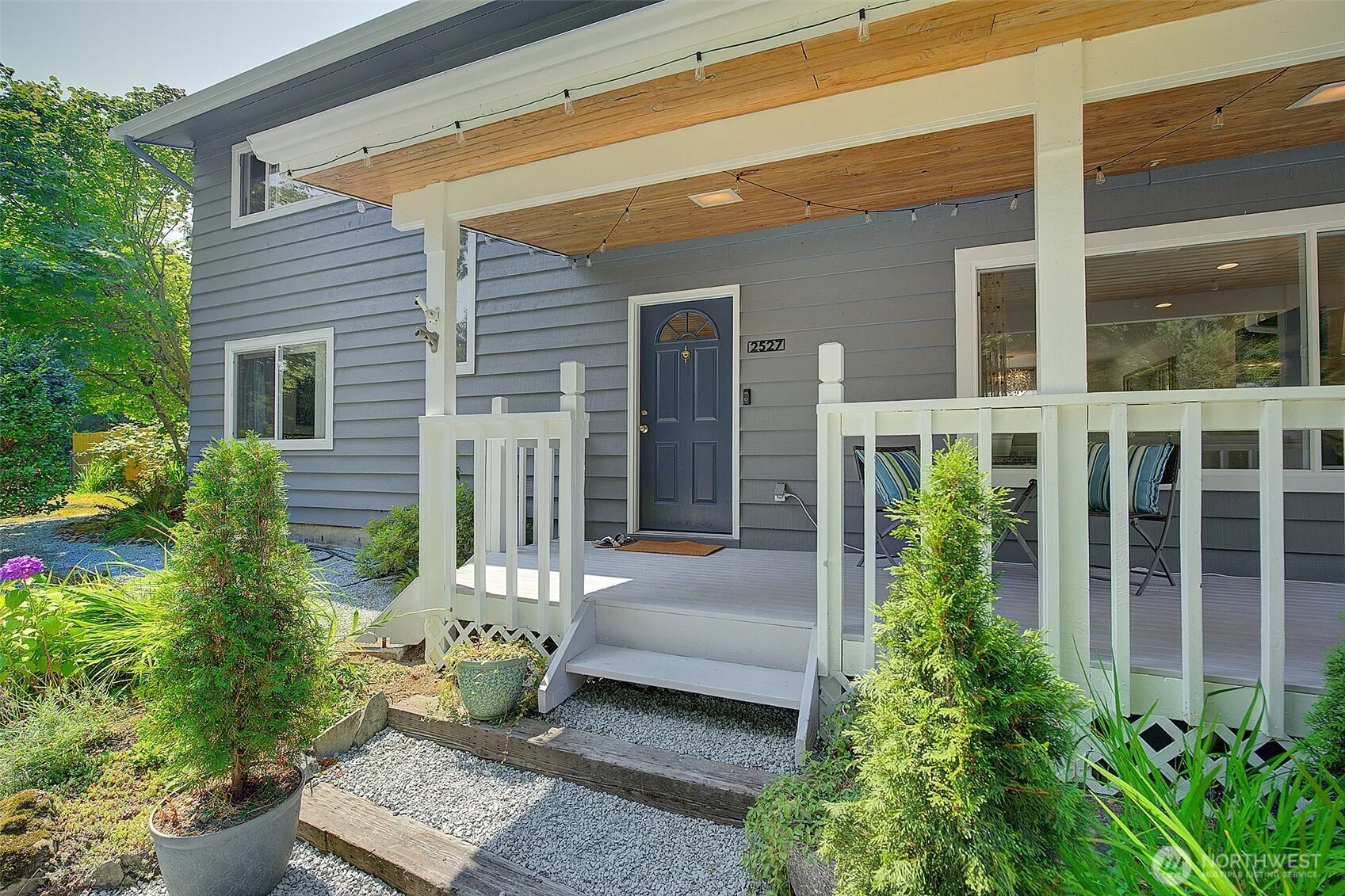 Property photo for 2527 200th Avenue Se, Sammamish photo 2