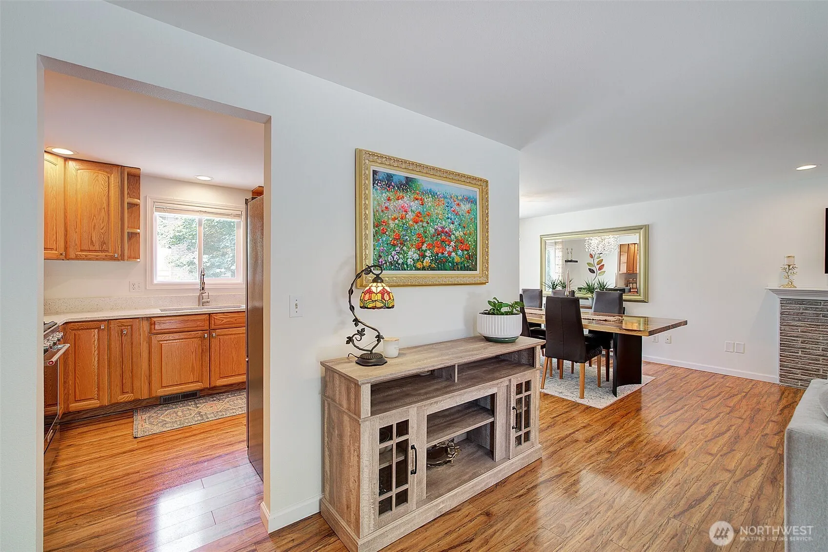 Property photo for 2527 200th Avenue Se, Sammamish photo 4
