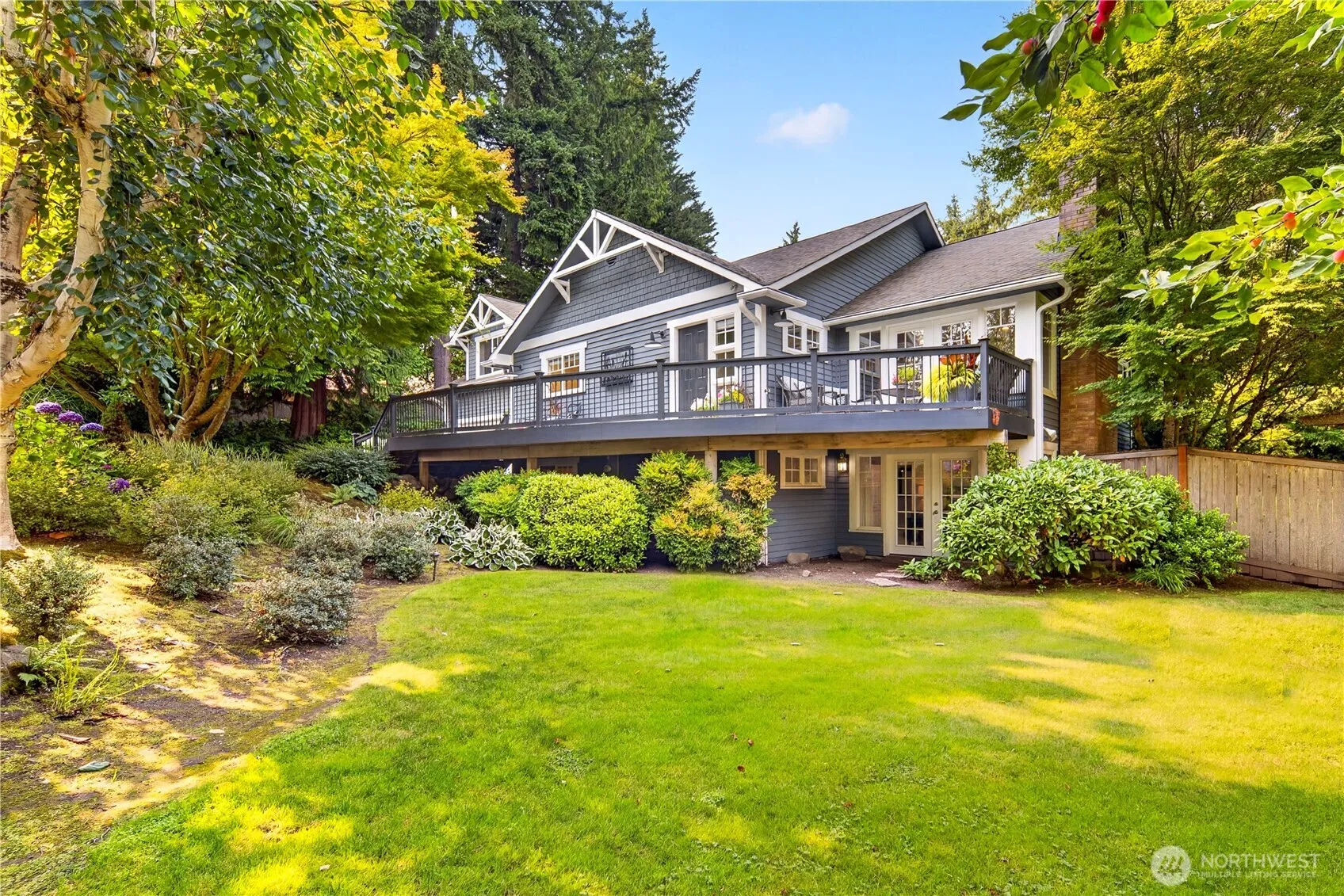 Property photo for 16130 Se 47th Place, Bellevue