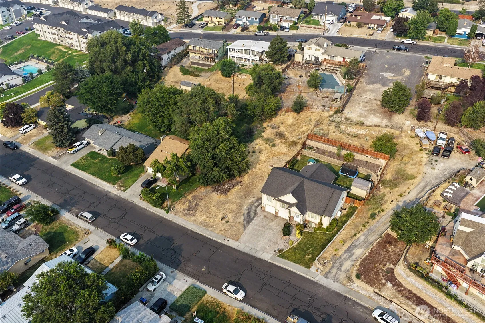 Property photo for 923 S Garden Drive, Moses Lake photo 4