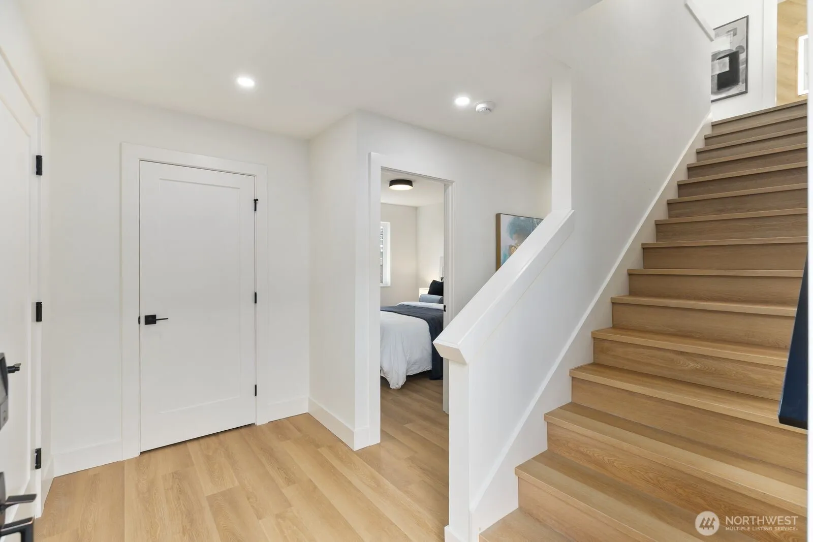 Property photo for 933 N 87th Street, Seattle photo 3