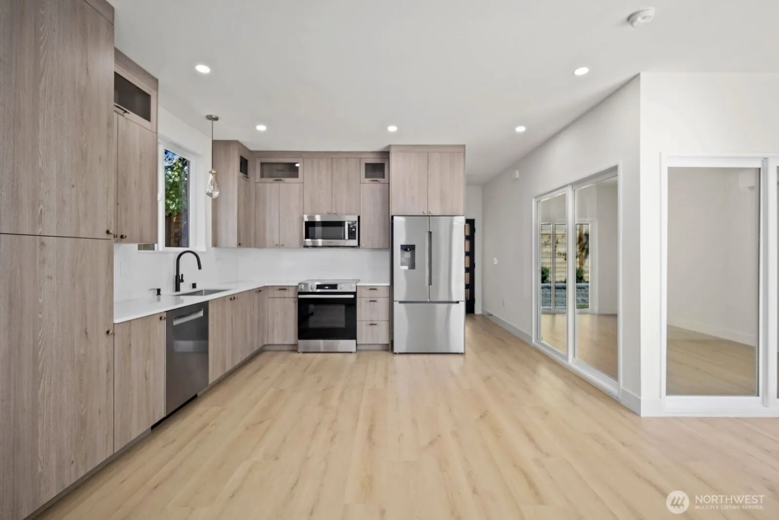Property photo for 11744 Dayton Avenue N, Seattle photo 5