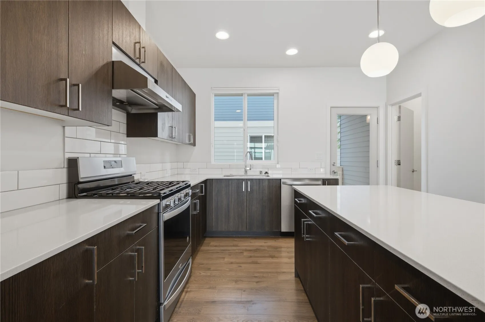 Property photo for 2328 N 185th #b, Shoreline photo 5