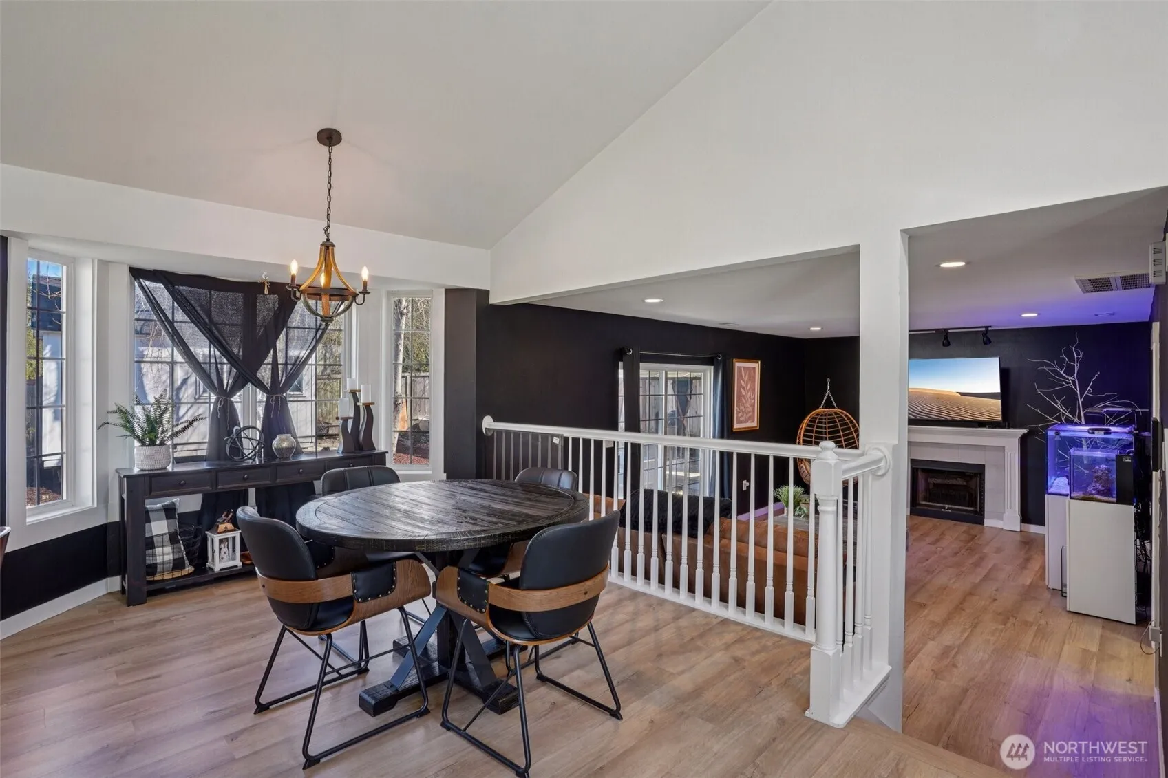 Property photo for 107 105th Street Ct E, Tacoma photo 3