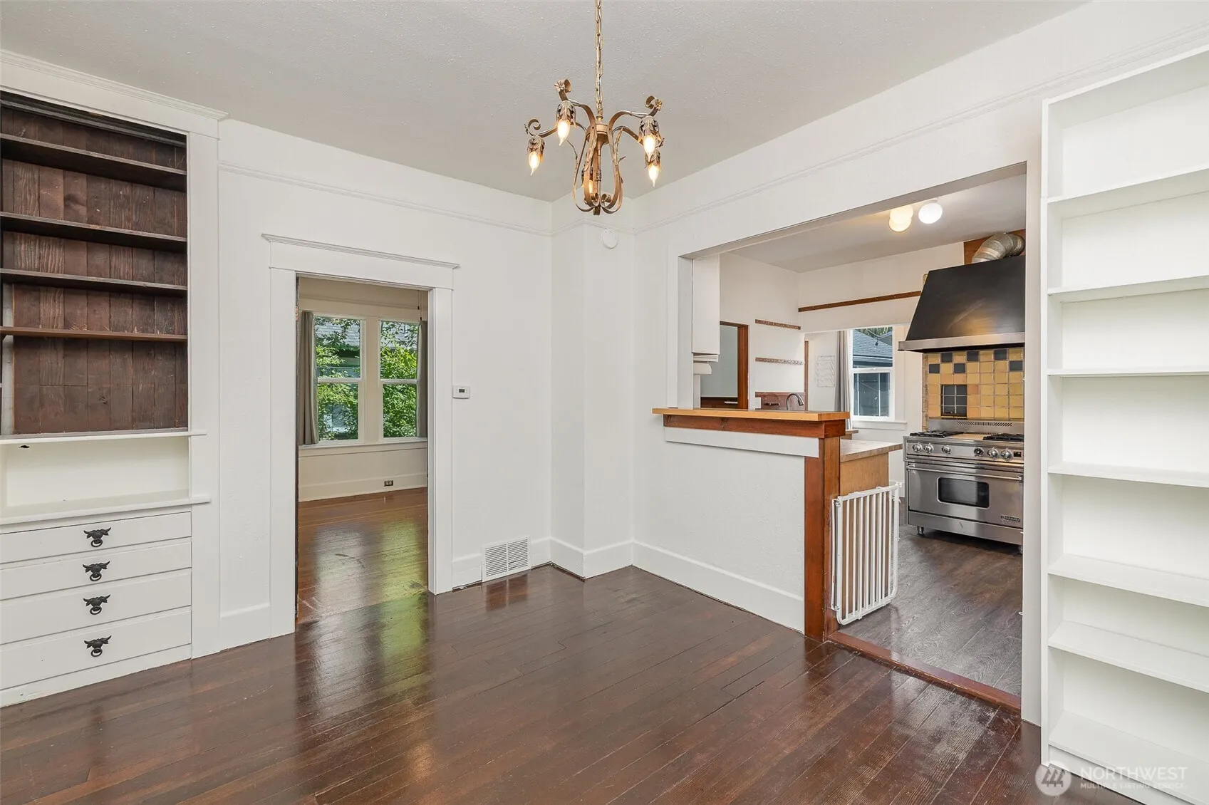Property photo for 4406 6th Avenue Nw, Seattle photo 5