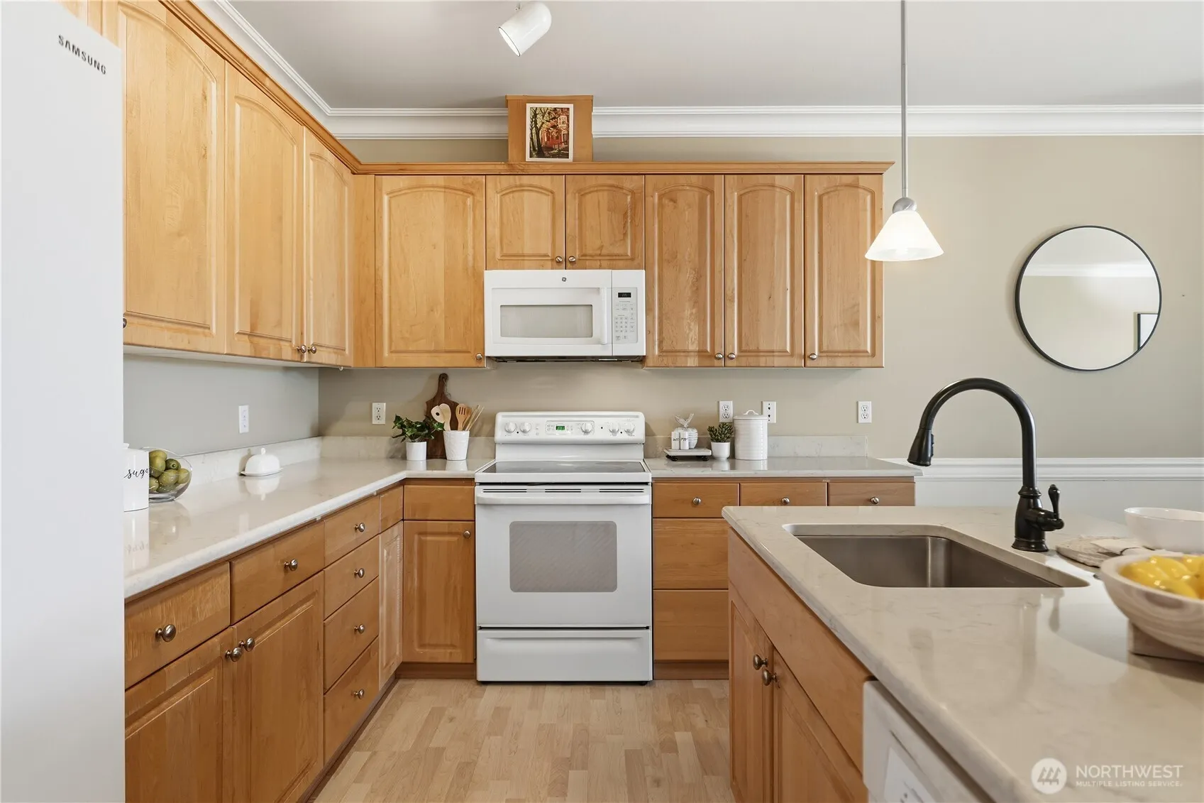 Property photo for 23007 Lakeview Drive #a303, Mountlake Terrace photo 5