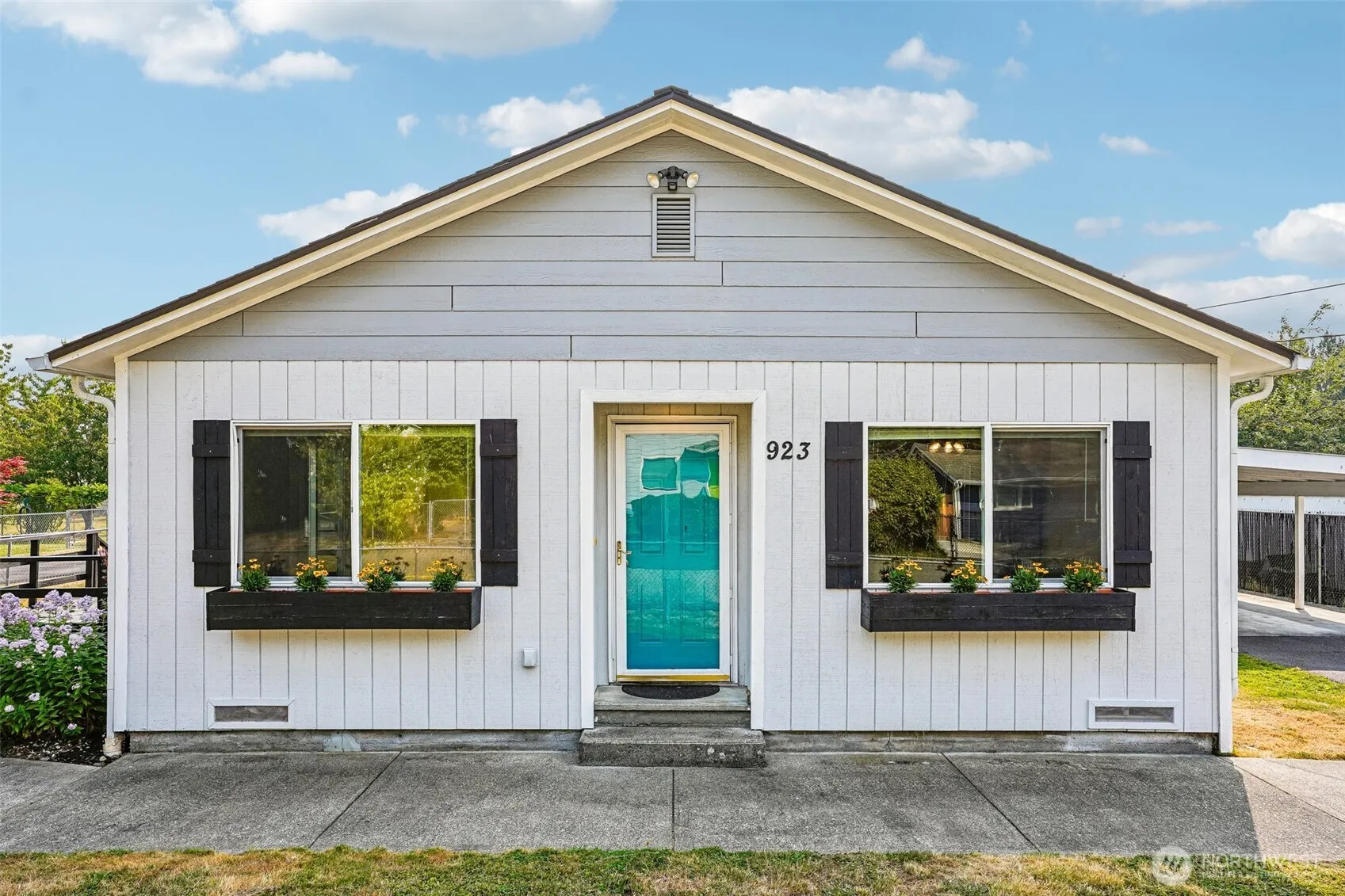 Property photo for 923 16th Street Sw, Puyallup