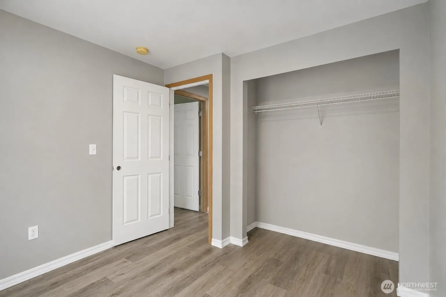 Property photo for 6419 107th Place Ne, Marysville photo 5