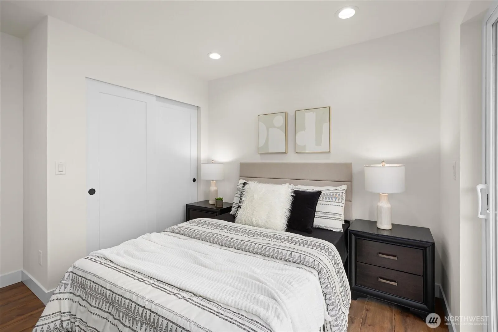 Property photo for 10326 Ashworth Avenue N, Seattle photo 4