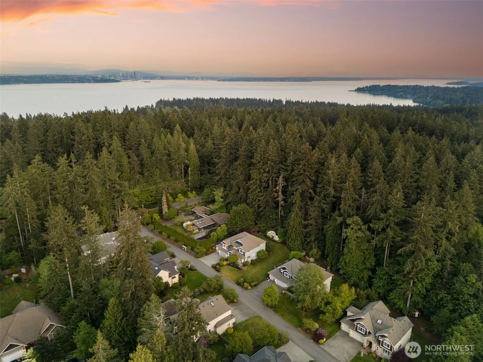 Property photo for 9545 Ne Idel Weis Court, Bainbridge Island photo 2