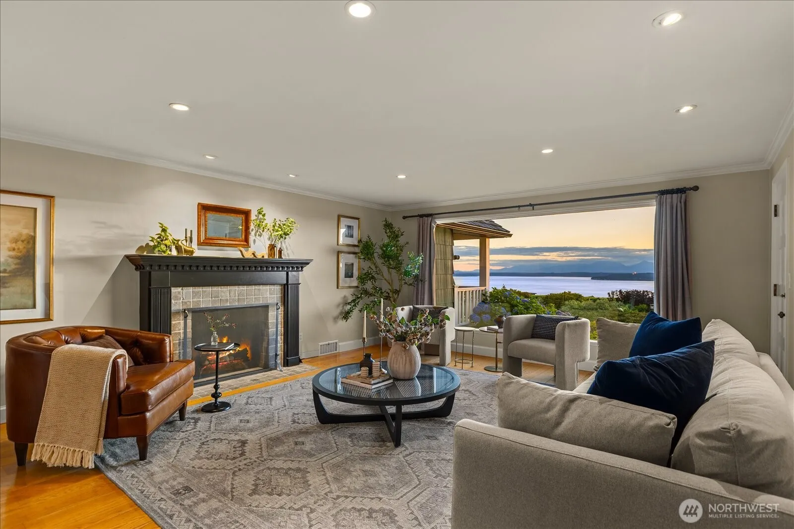 Property photo for 18311 8th Avenue Nw, Shoreline photo 5