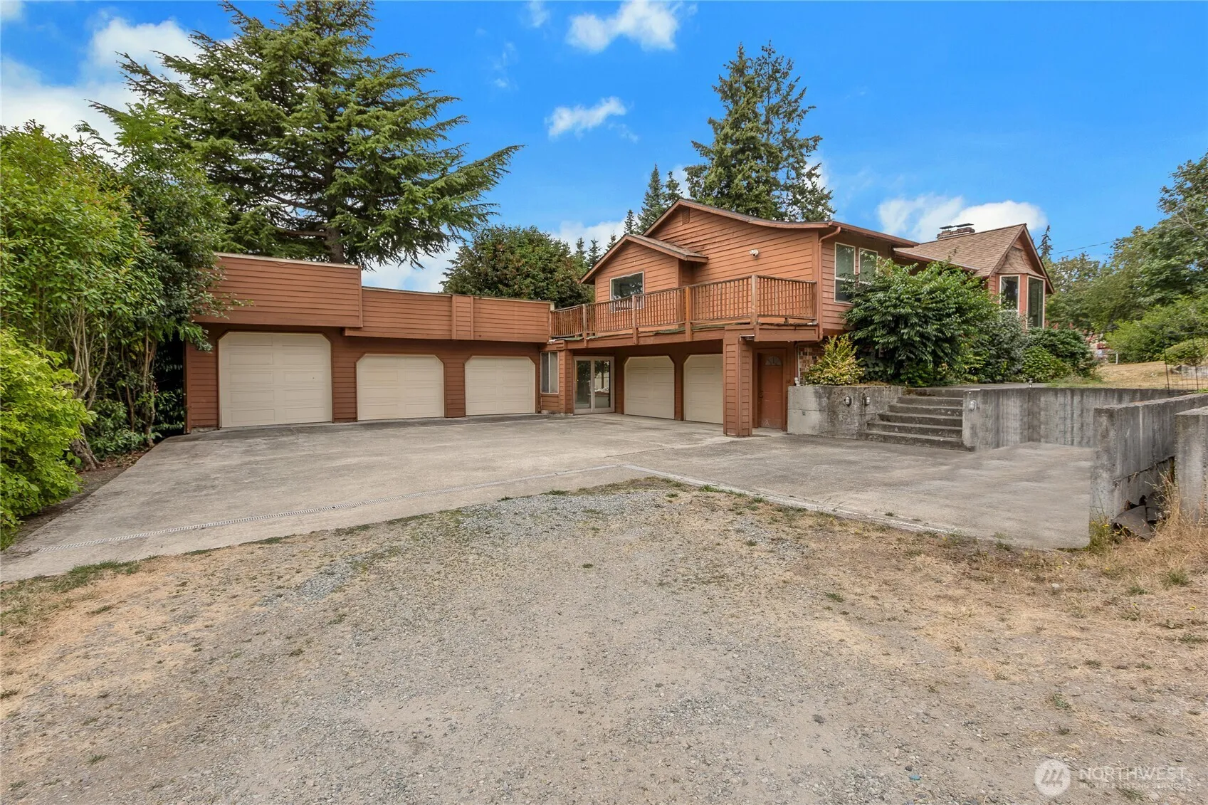 Property photo for 902 66th Avenue E, Fife