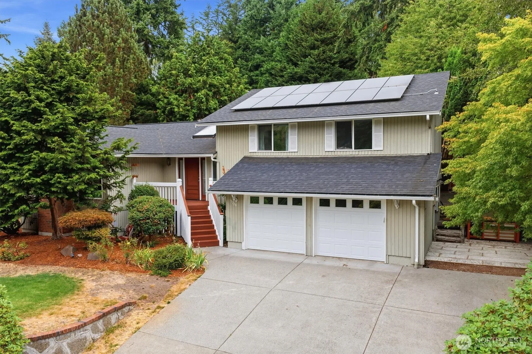 Property photo for 15228 Se 49th Street, Bellevue