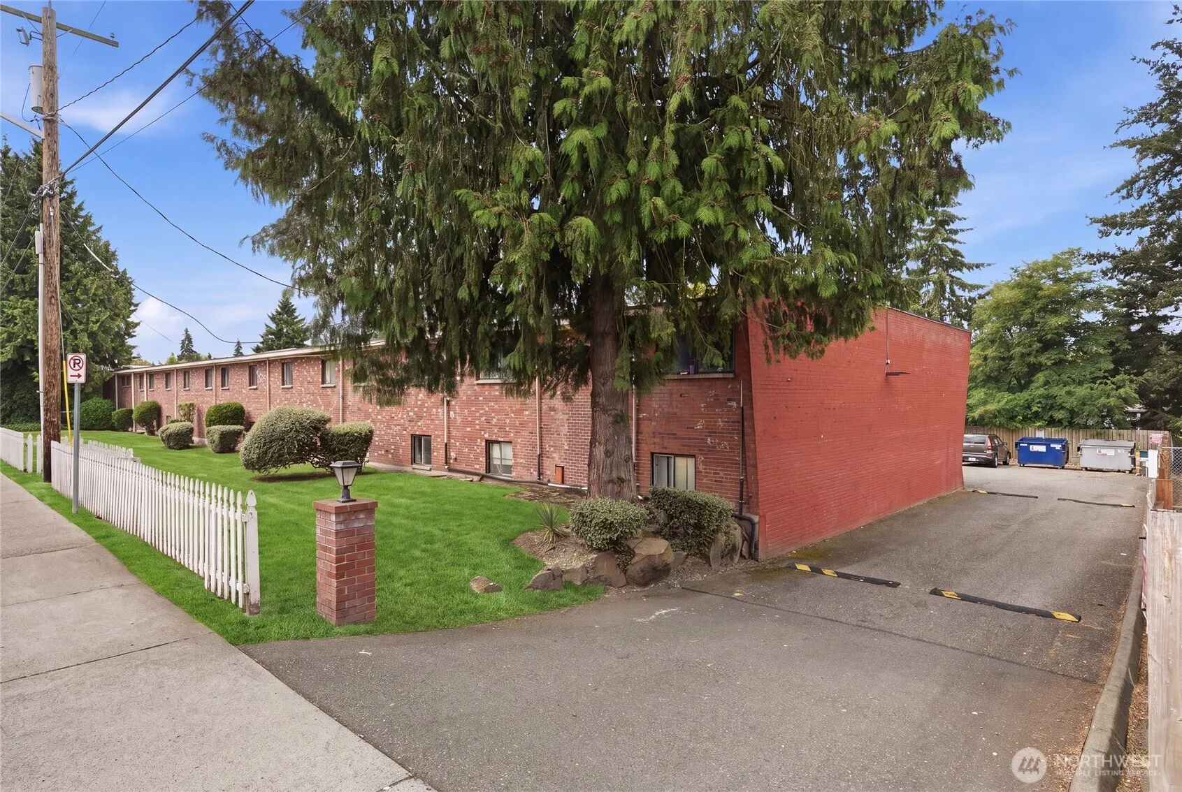 Property photo for 30853 14th Avenue S, Federal Way photo 2