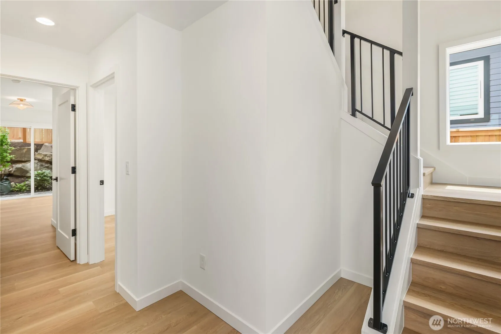 Property photo for 3636 Greenwood Avenue N #a, Seattle photo 4